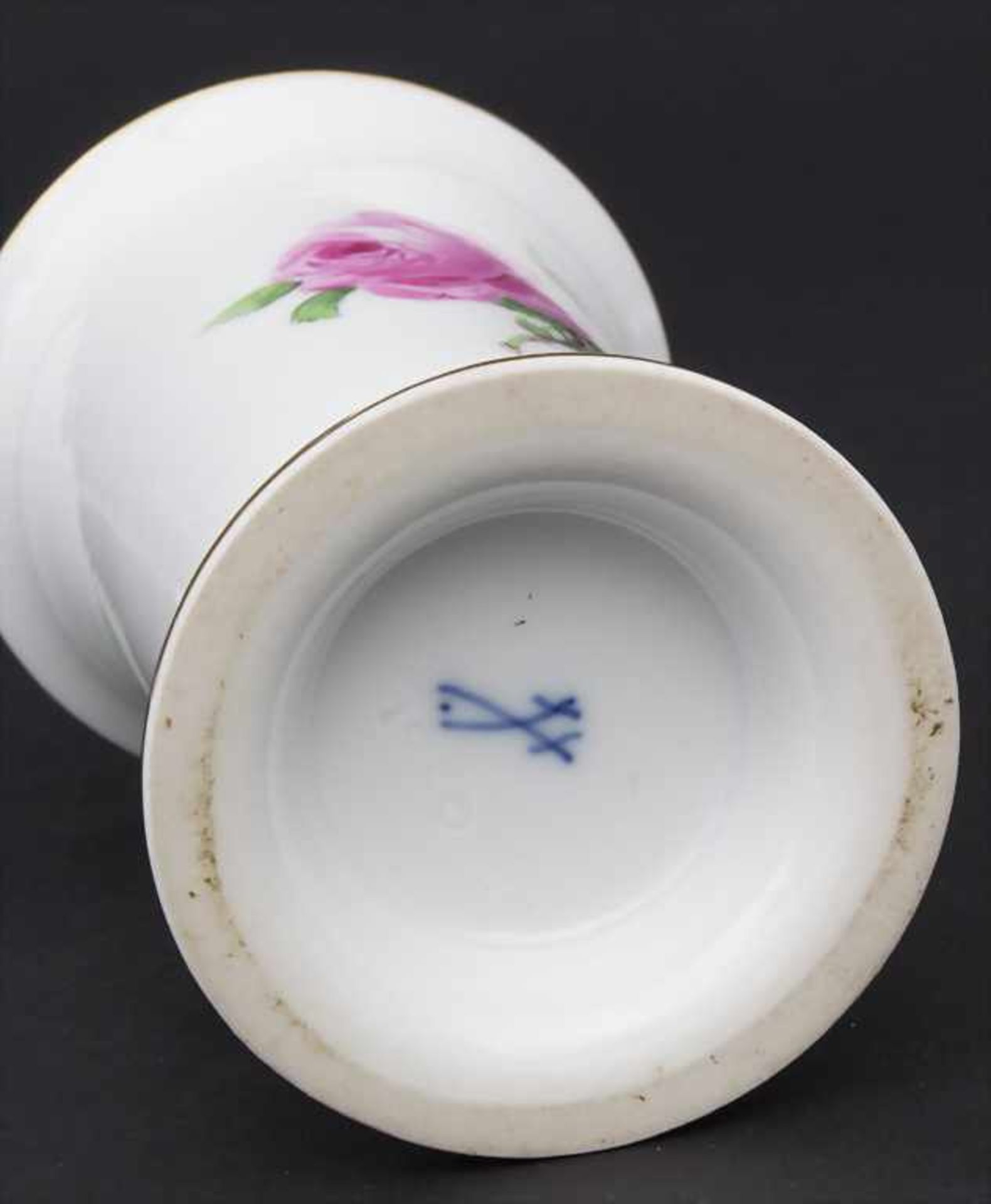 Konvolut Porzellane mit Rosendekor / A set of porcelain with roses, Meissen, 20. Jh. - Bild 5 aus 13