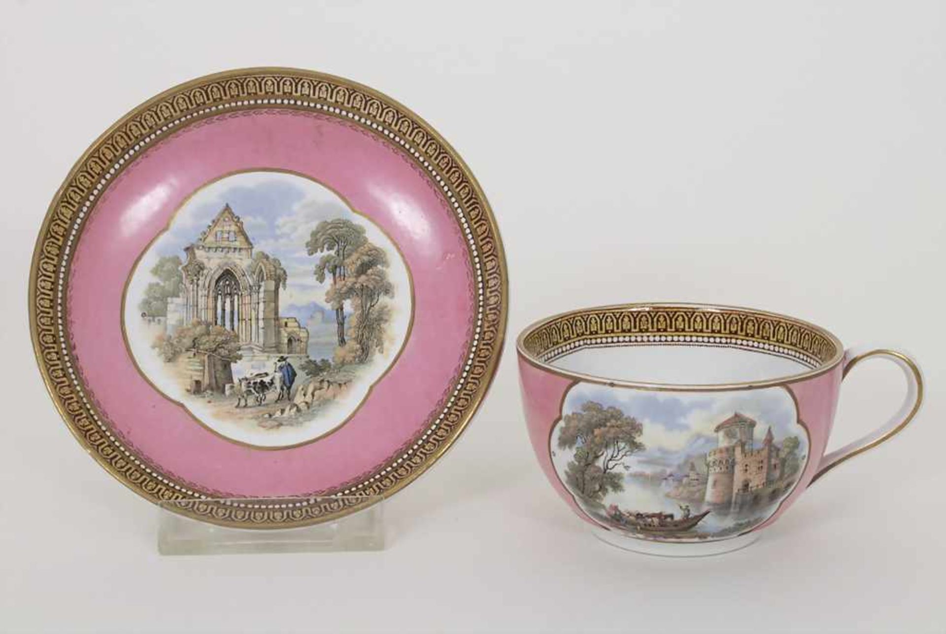 Tasse und Untertasse mit Landschaften / A cup and saucer with landscapes, F. & R. Pratt & Co.,