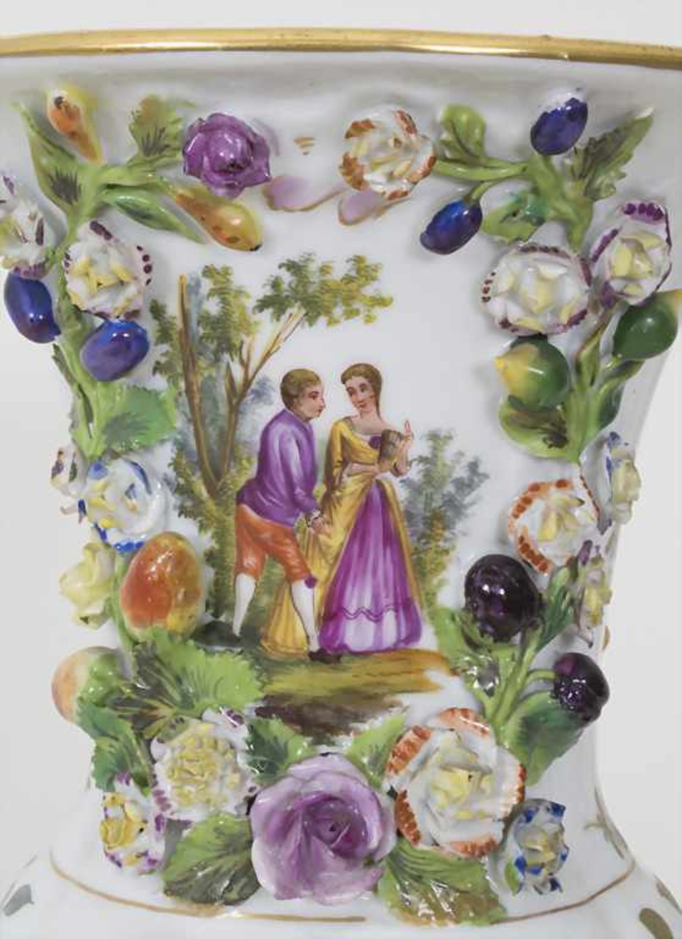 Paar Kratervasen mit galanten Szenen / A pair of urn vases with courting scenes, Carl Thieme, - Bild 14 aus 25