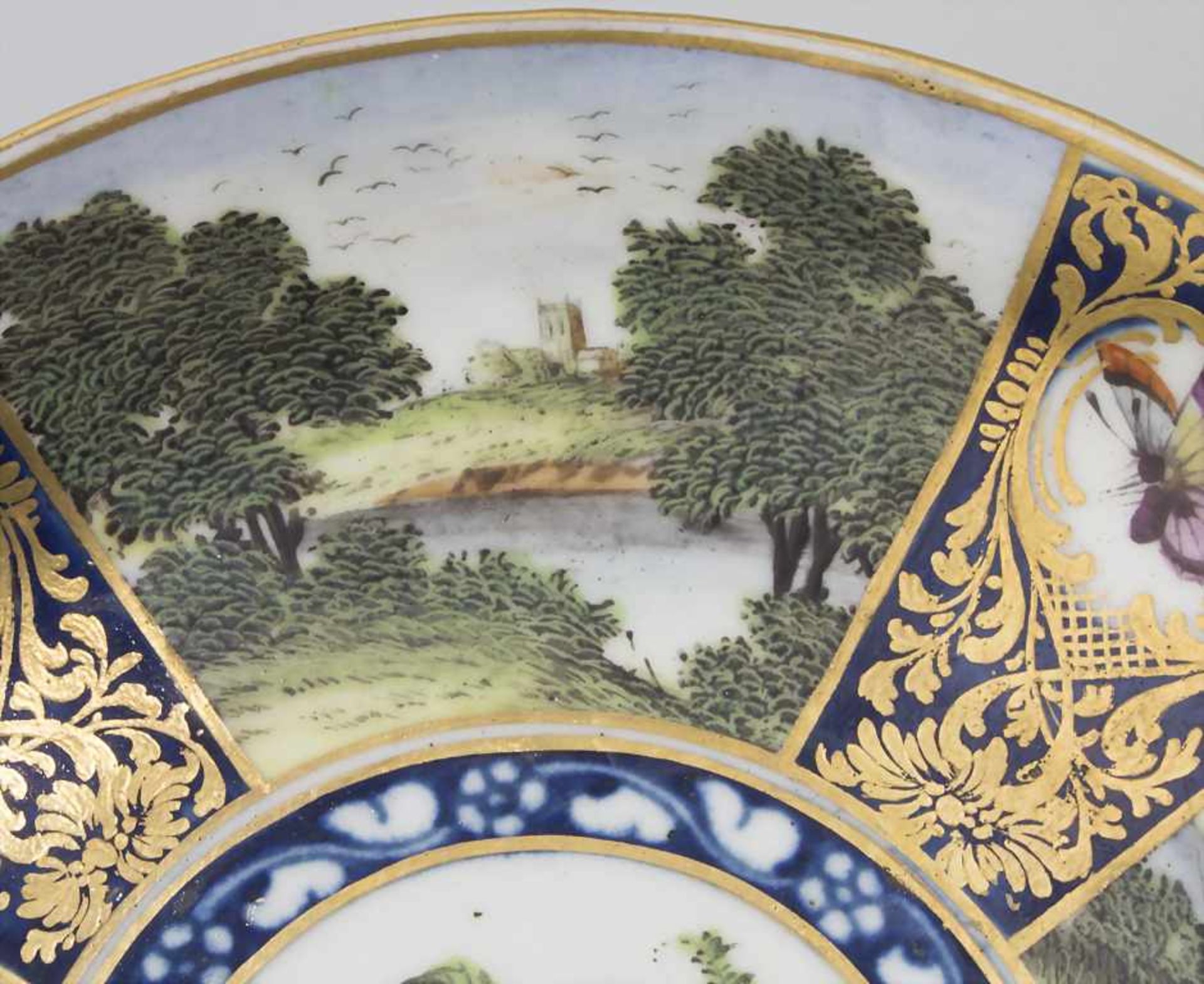 Frühe Unterschale / An early first period dish with landscapes and fruits, Worcester, um 1755- - Bild 3 aus 7