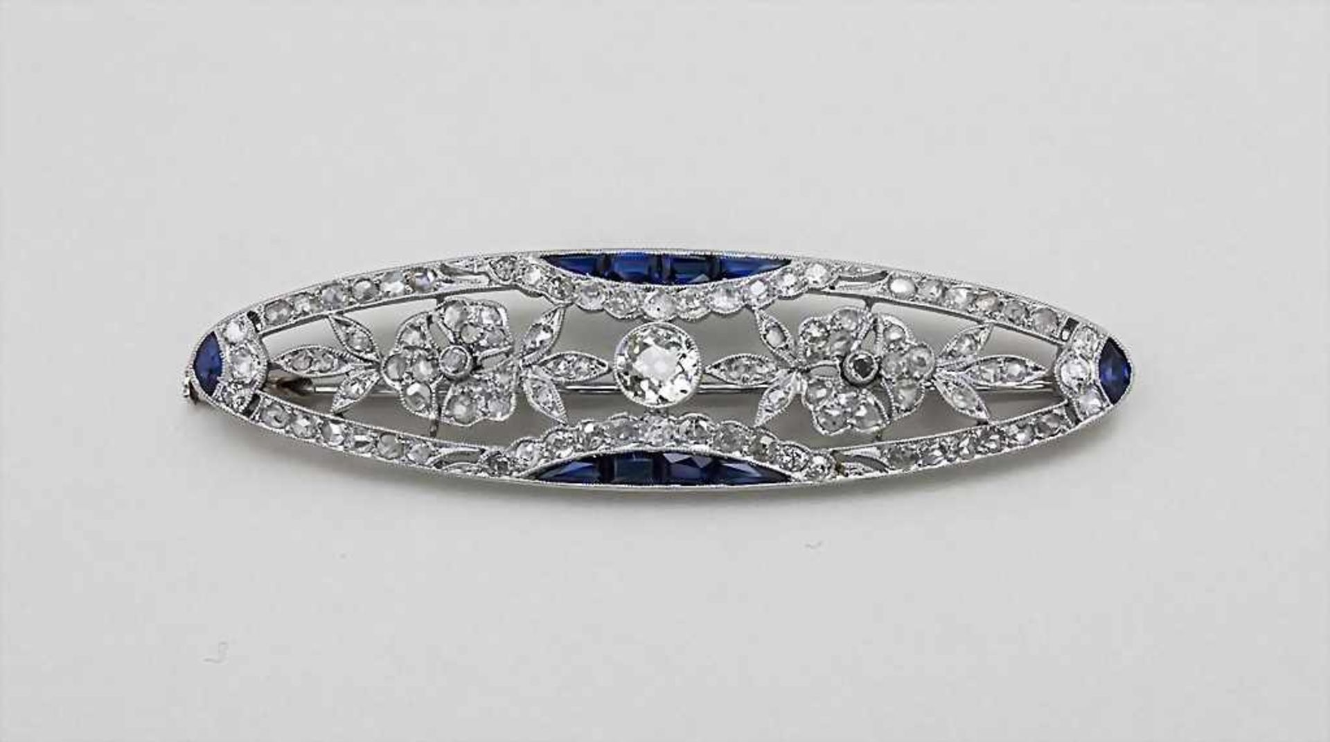 Art Déco-Brosche/Platinum Brooch With Brilliants & Saphirs, Frankreich, um 1920