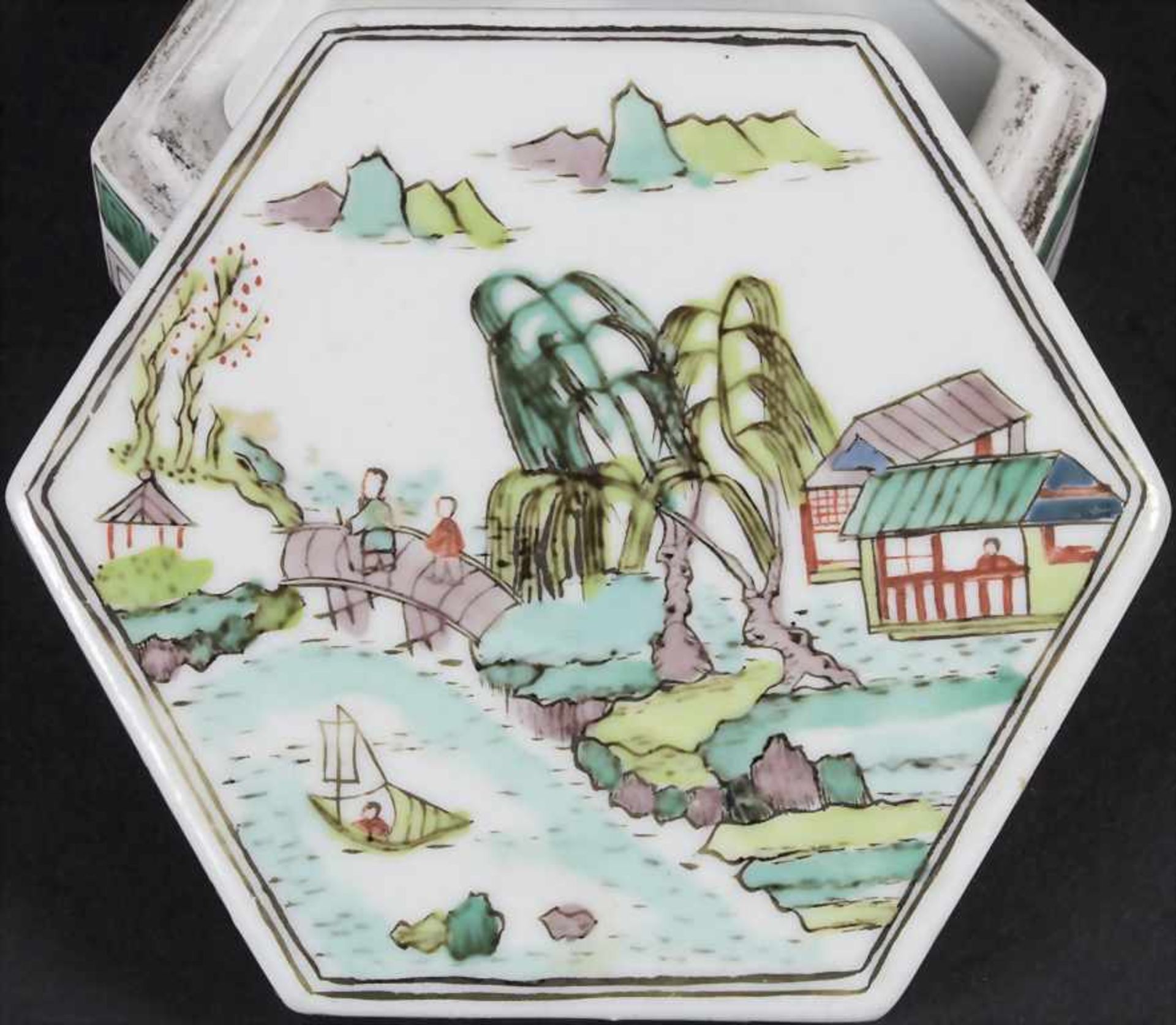 Porzellan-Deckeldose / A porcelain lidded box, China, Qing-Dynastie, wohl 18. Jh. - Image 3 of 5