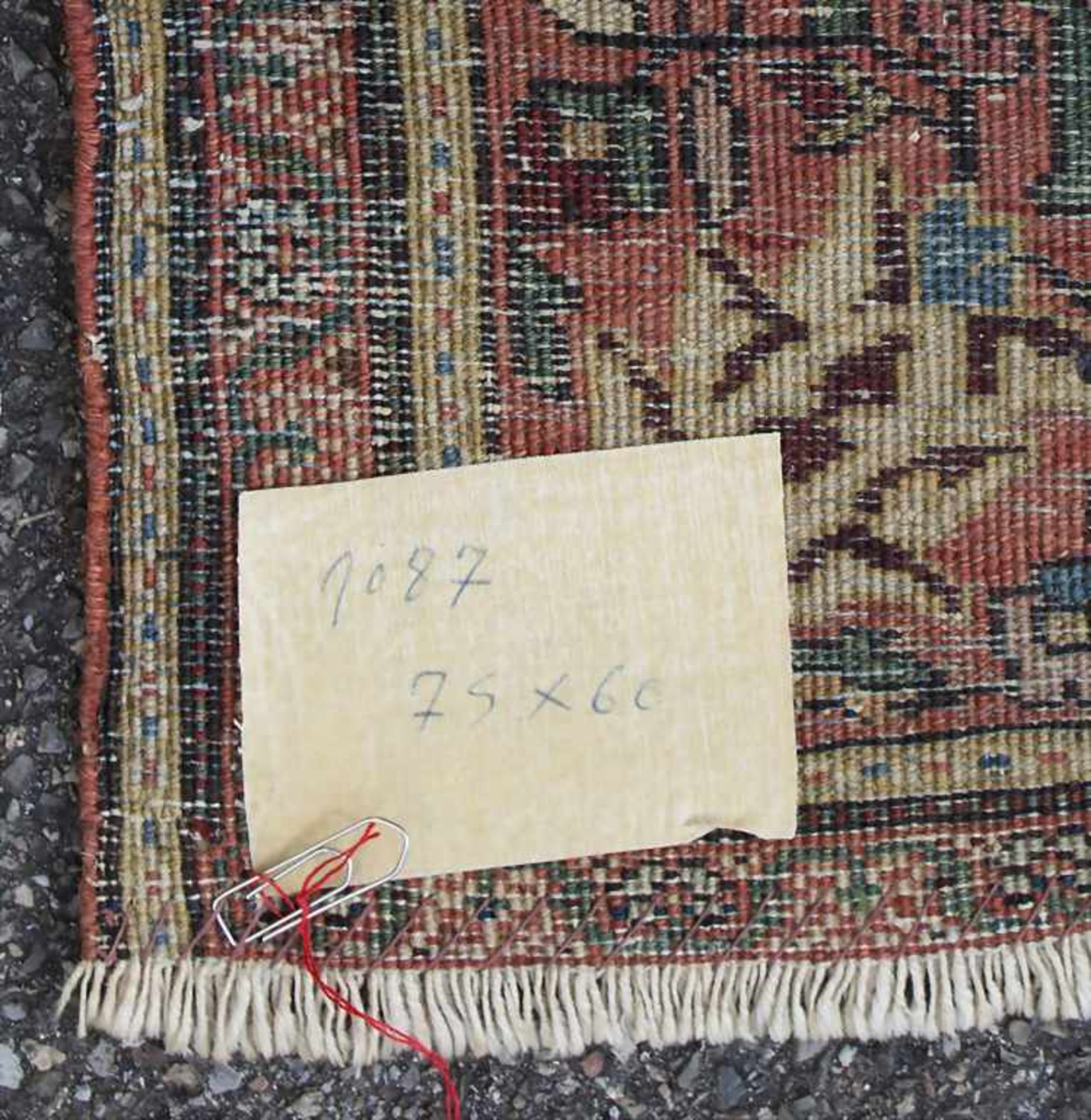 Orientteppich / An oriental carpet - Bild 4 aus 4