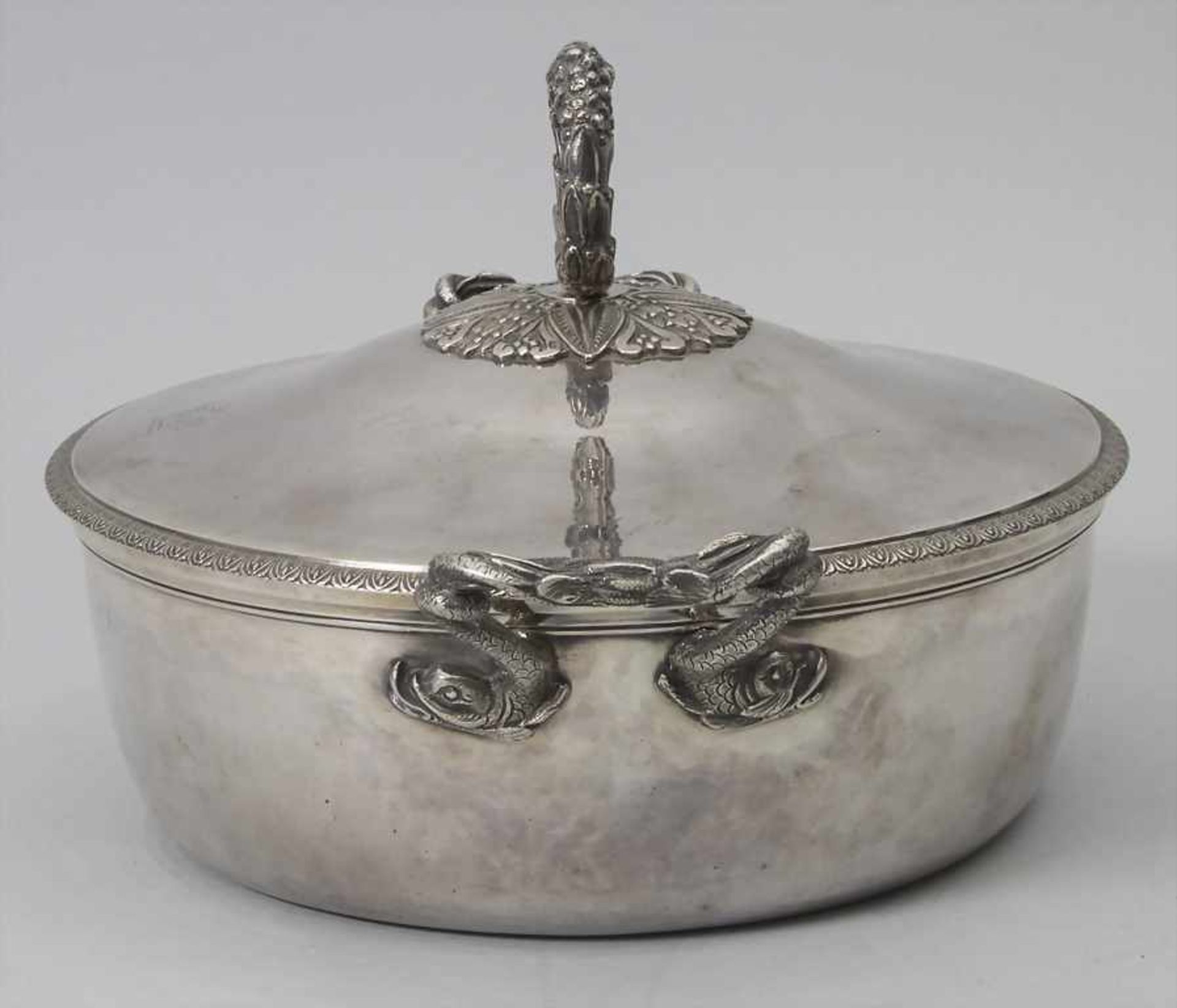 Deckelterrine / A covered silver tureen / Légumier en argent, J.A. Cressend, Paris, nach - Bild 8 aus 14