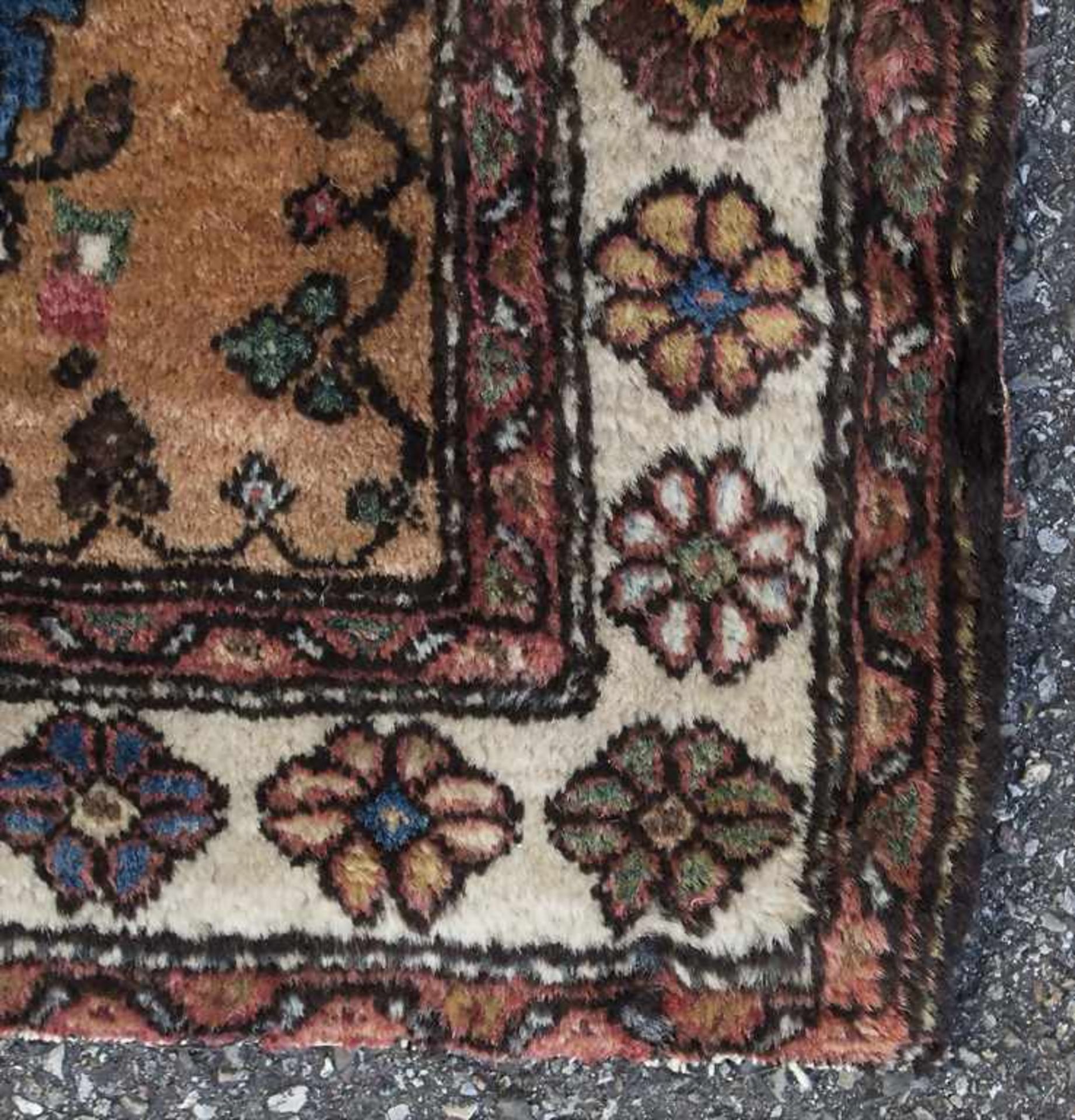 Orientteppich / An oriental carpet - Bild 2 aus 4