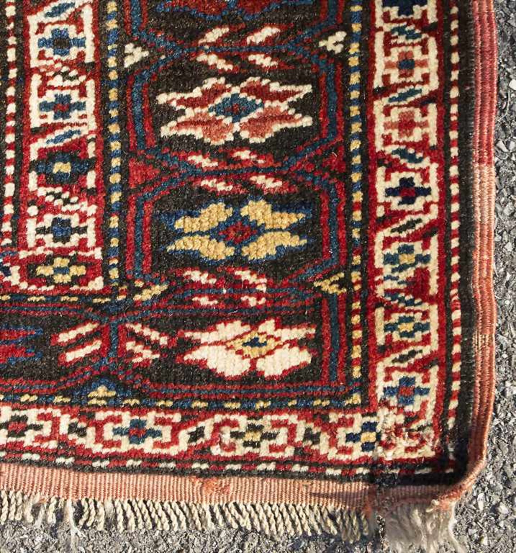 Orientteppich / An oriental carpet - Bild 2 aus 4