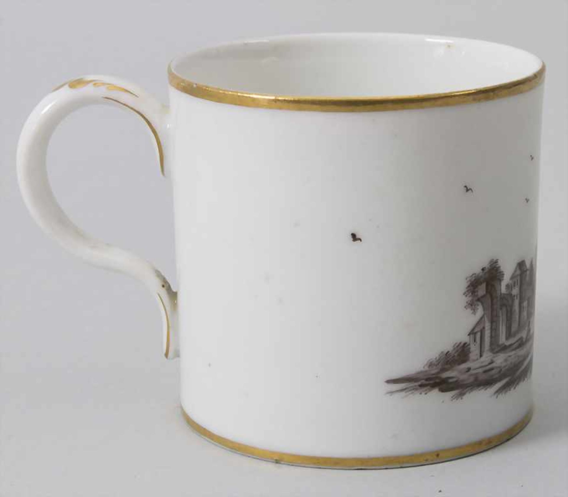 Tasse und Unterschale mit Landschaftsmalerei / A cup and saucer with landscapes, Niderviller, um - Image 7 of 9