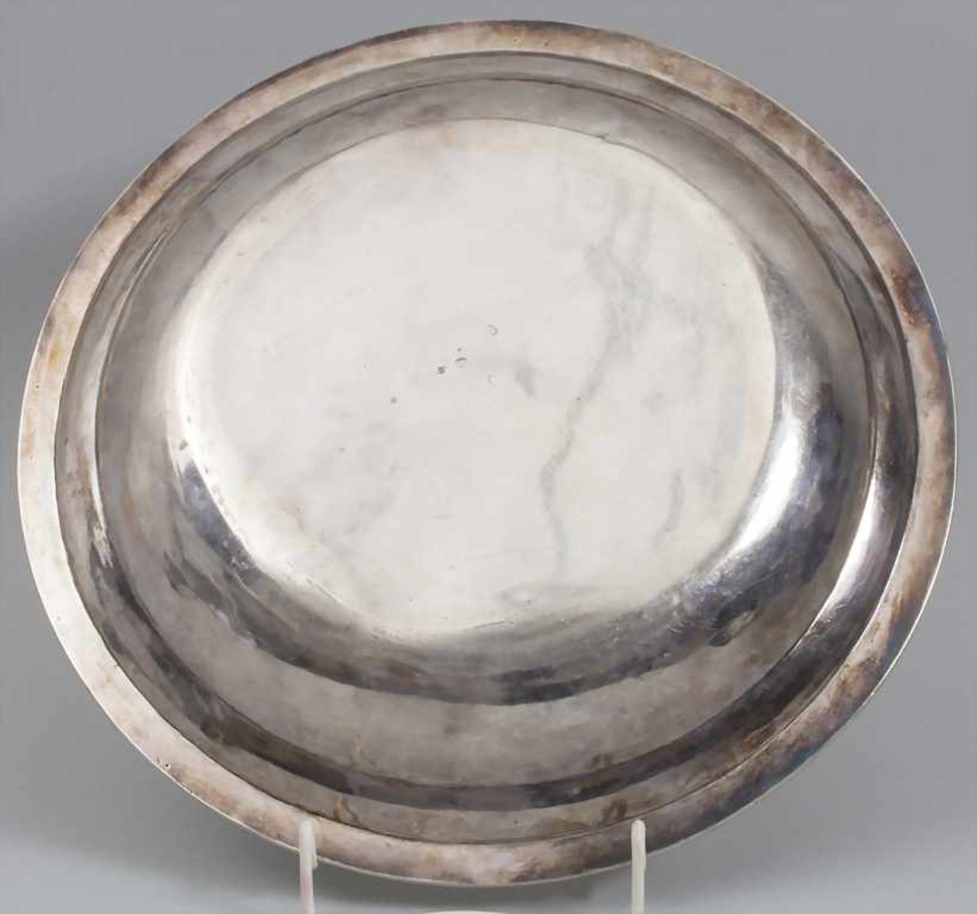 Empire Schale / A large Empire silver plate, Pierre Lagu, Paris, 1798-1806 - Bild 2 aus 3