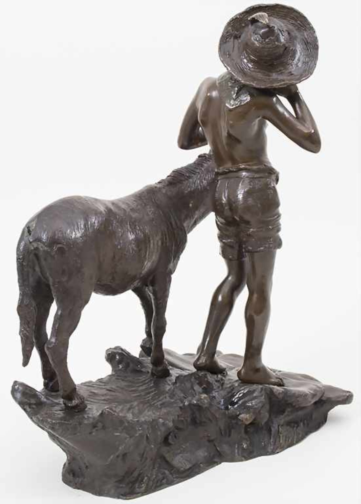 Fander, Bronze Skulptur 'Junge mit Esel' / A bronze sculpture of a boy with a donkey - Image 3 of 9