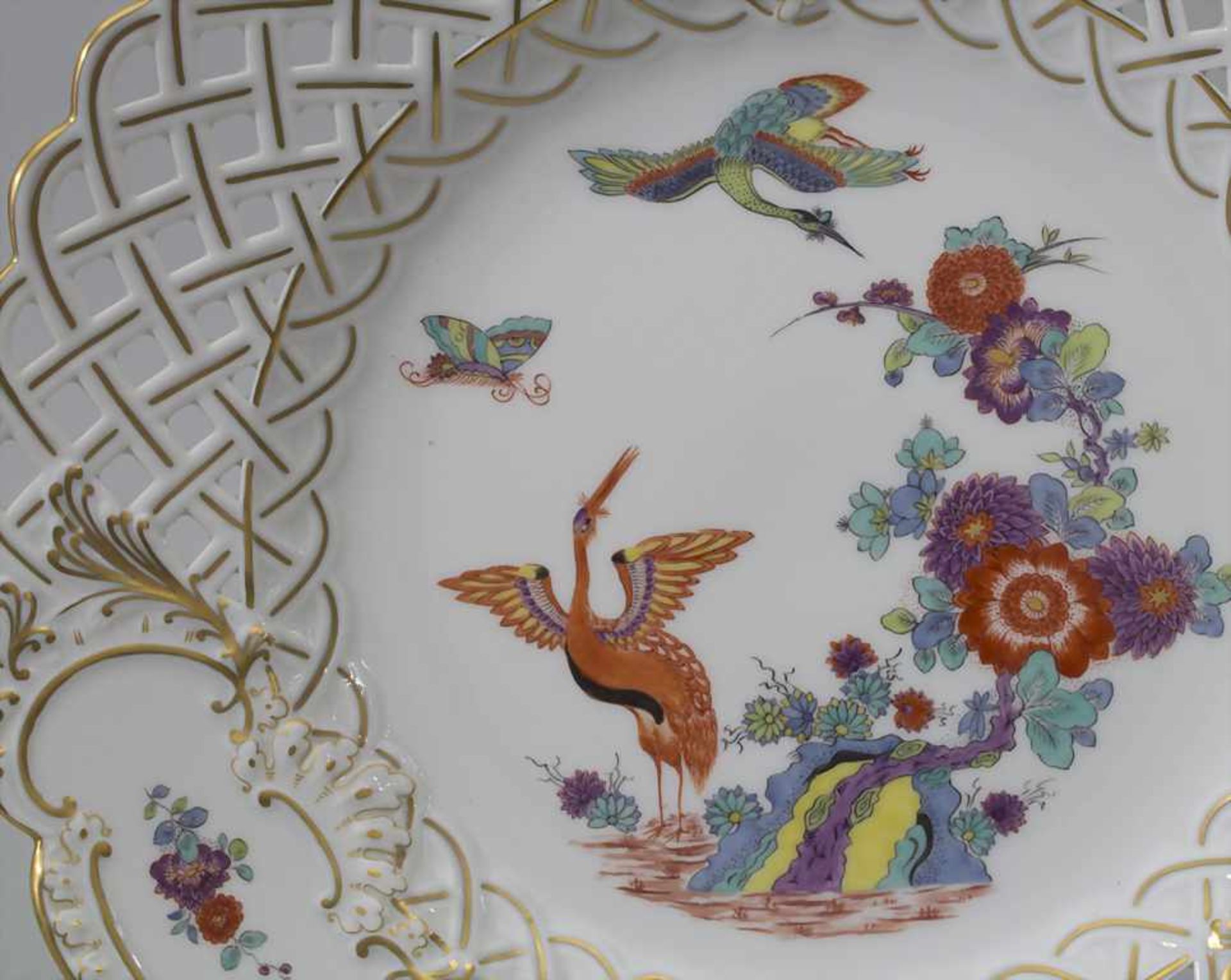 Zierteller / A decorative plate with Imari pattern, Meissen, 20. Jh. - Bild 2 aus 5