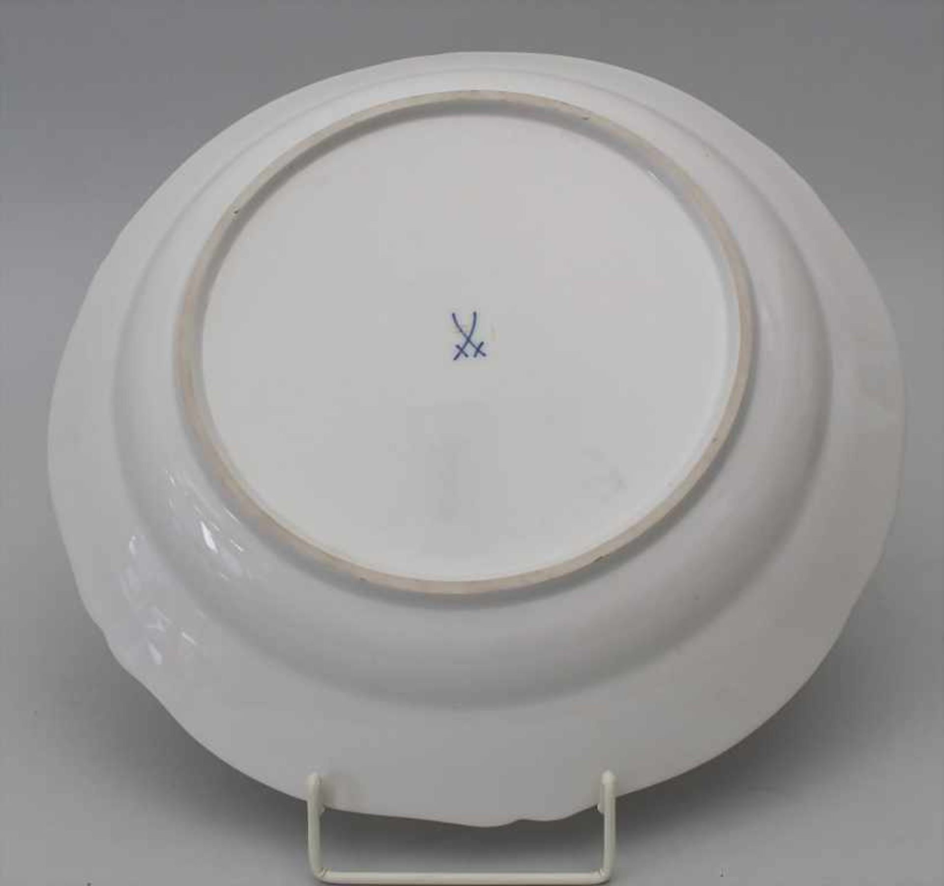 Große Prunkplatte / A large serving platter, Meissen, 20. Jh. - Image 4 of 5