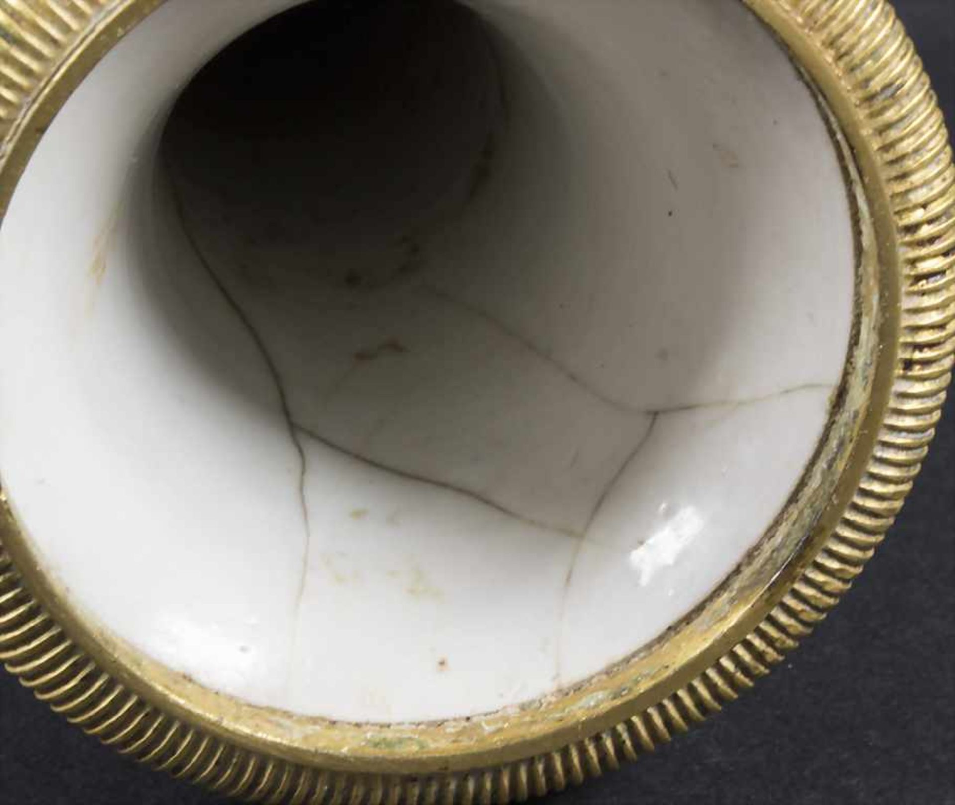 Ziervase / A decorative porcelain vase, China, Qing Dynastie (1644-1911), 18. Jh. - Image 9 of 9