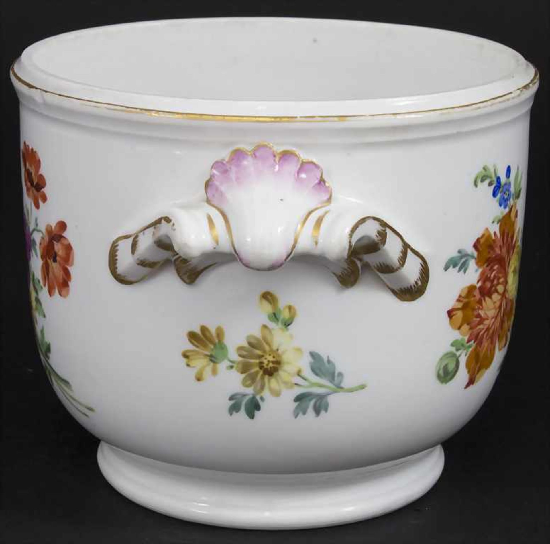 Cachepot mit Blumendekor / A cachepot with flowers, Meissen, Marcolini-Periode, 1774-1814 - Image 2 of 6