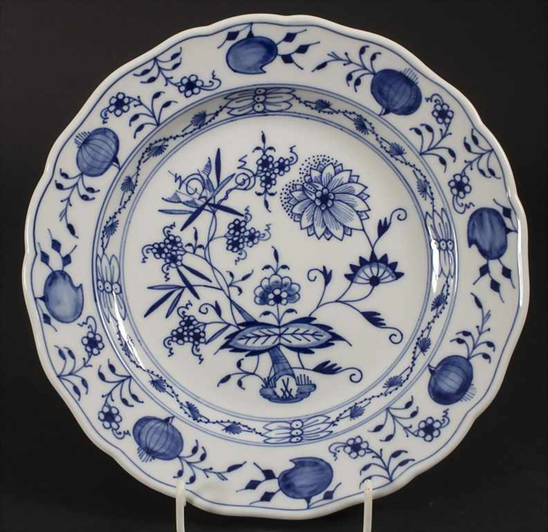 6 Speiseteller 'Zwiebelmuster' / 6 dinner plates with 'Onion Pattern', Meissen, 20 Jh. - Image 2 of 4