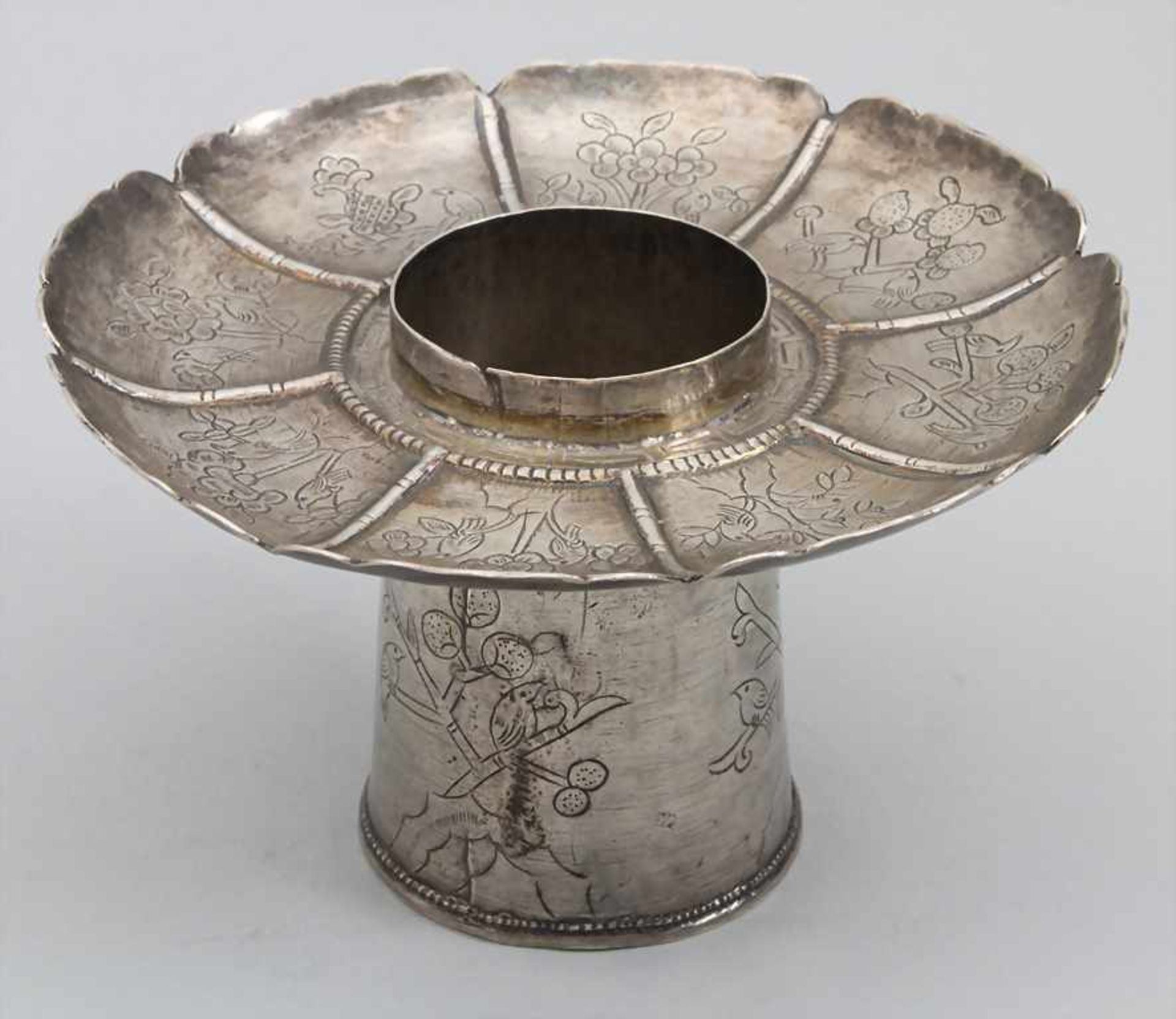Tassenständer / A silver cup holder, China, Qing-Dynastie (1644-1911) - Bild 2 aus 8