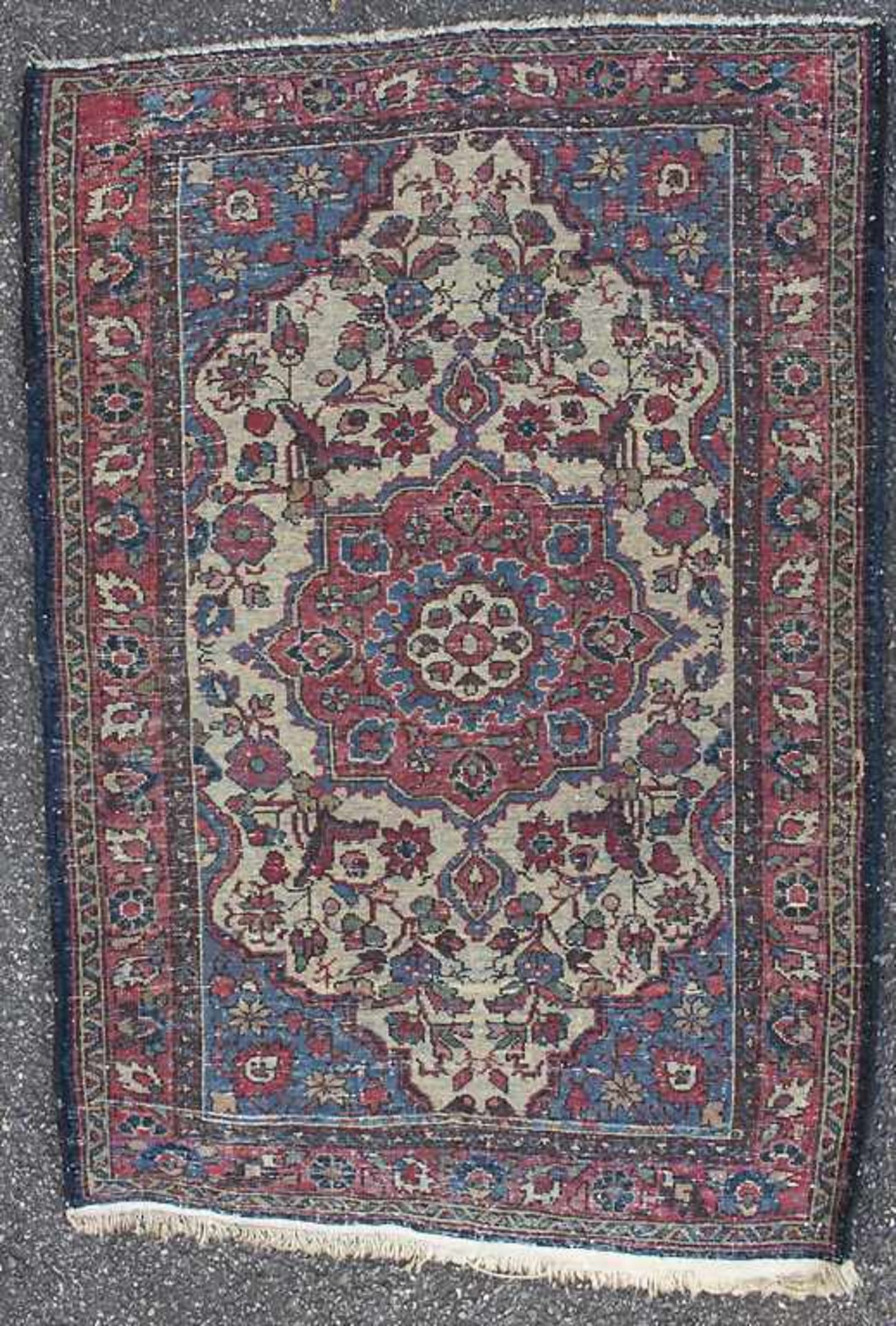 Orientteppich / An oriental carpet - Bild 3 aus 4