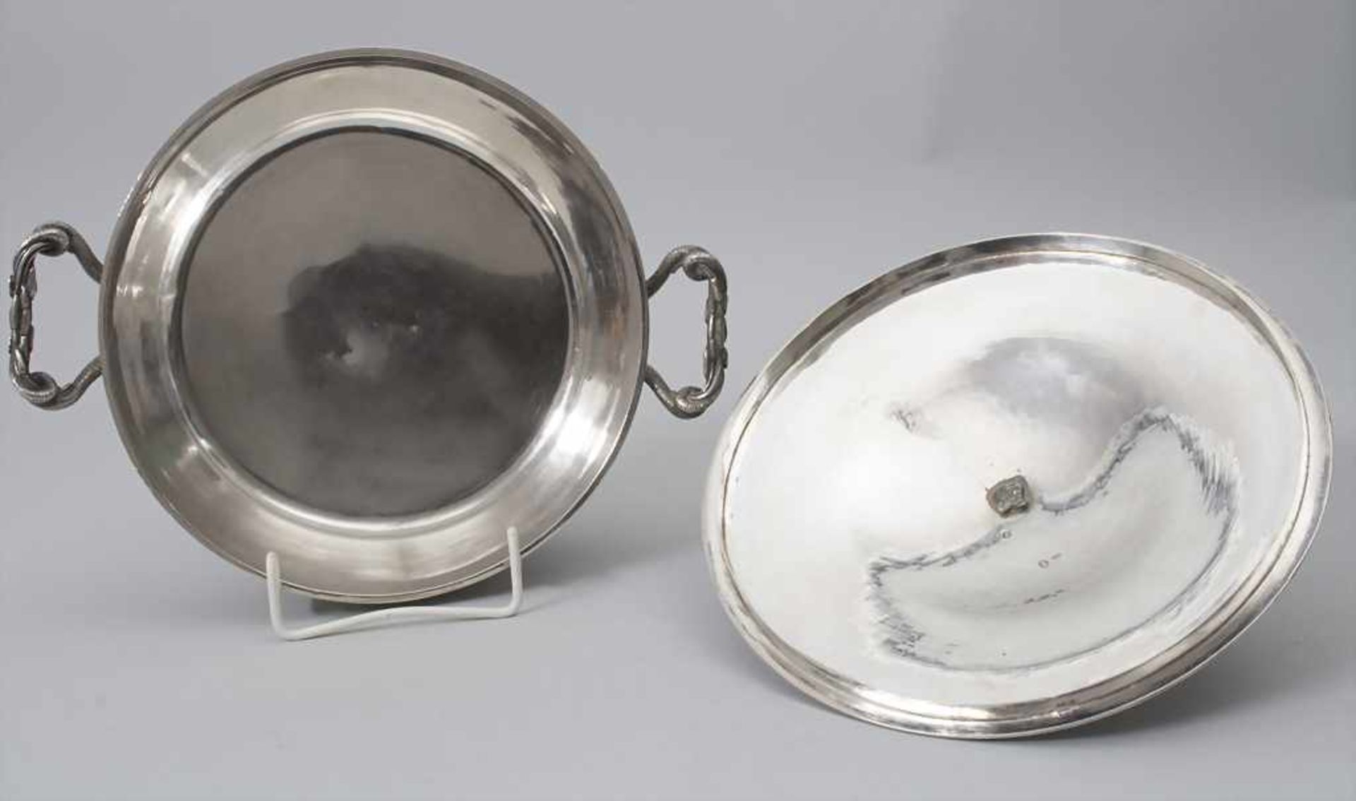 Deckelterrine / A covered silver tureen / Légumier en argent, J.A. Cressend, Paris, nach - Bild 9 aus 14