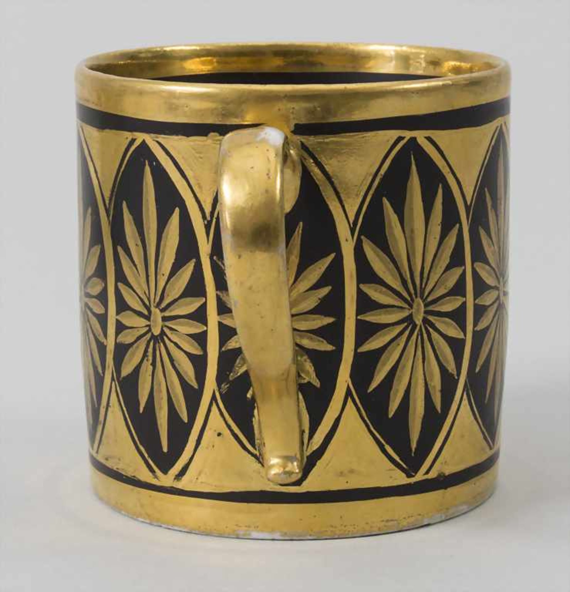 Empire Tasse mit Untertasse / An Empire cup and saucer, Frankreich, um 1800 - Image 10 of 11