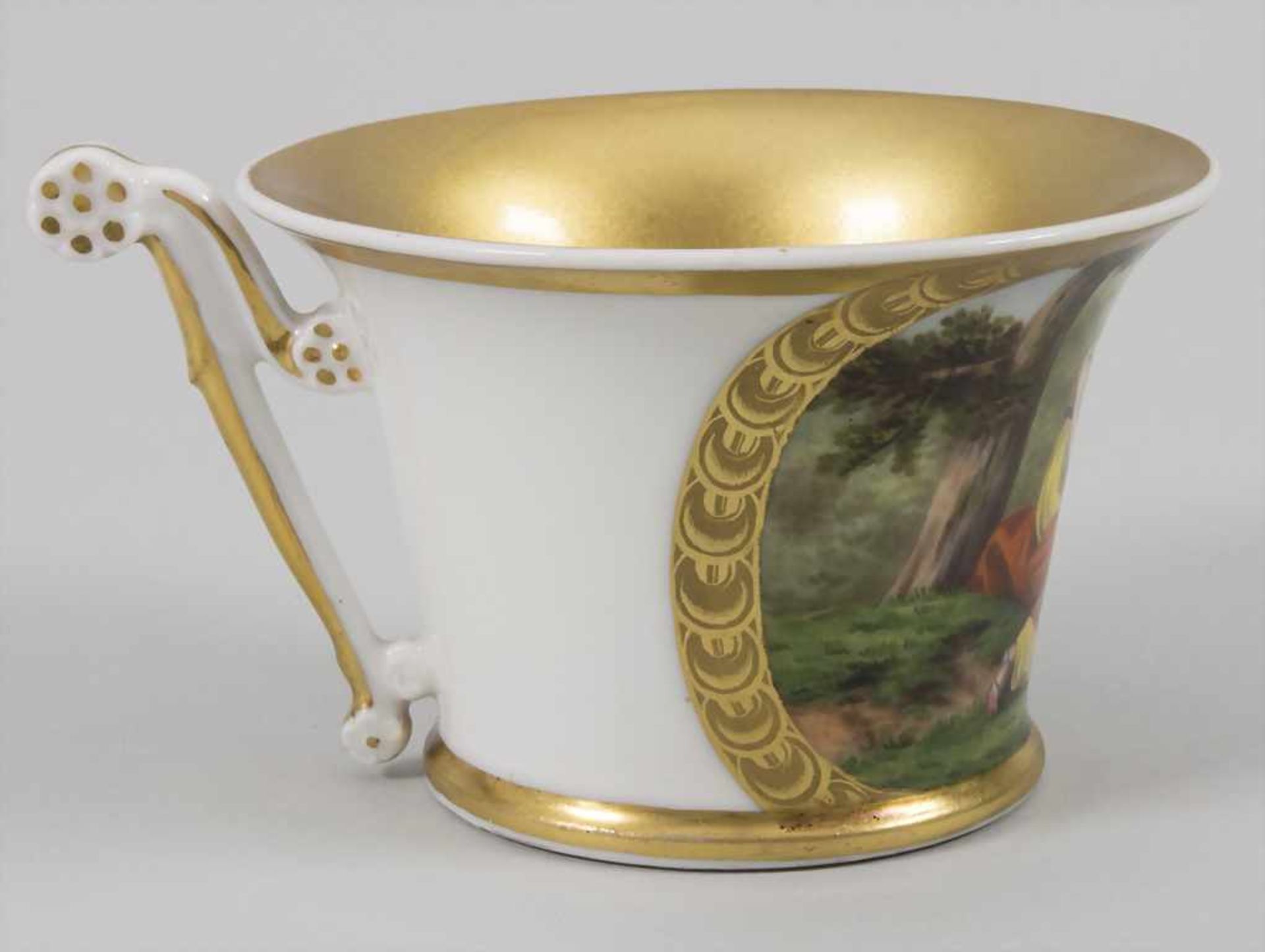 Tasse mit mythologischer Darstellung / A cup with a mythological scene, 1. Hälfte 19. Jh. - Bild 6 aus 9