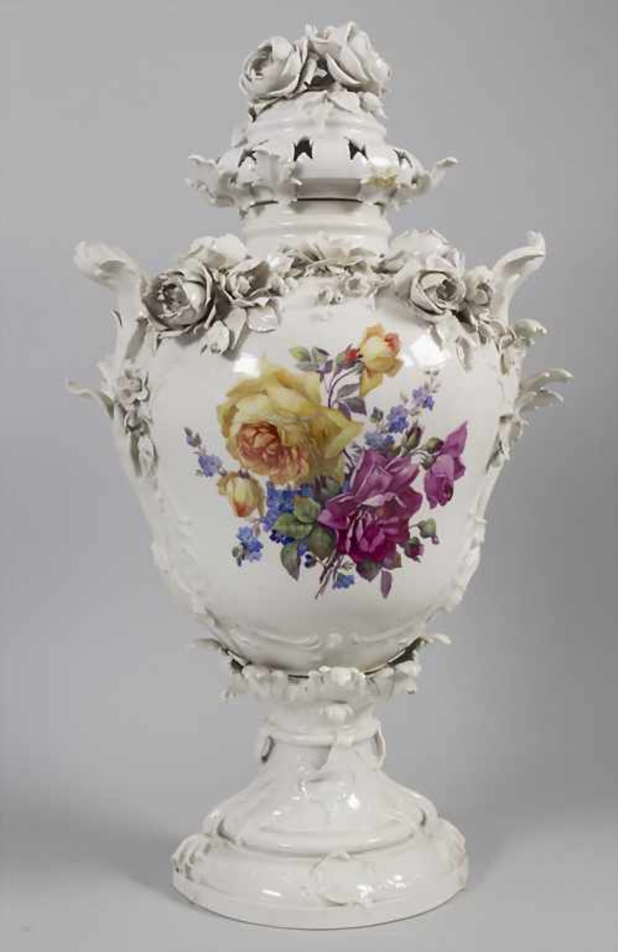 Große Potpourri-Vase / A large potpourri vase, KPM Berlin, 19. Jh. - Image 9 of 16