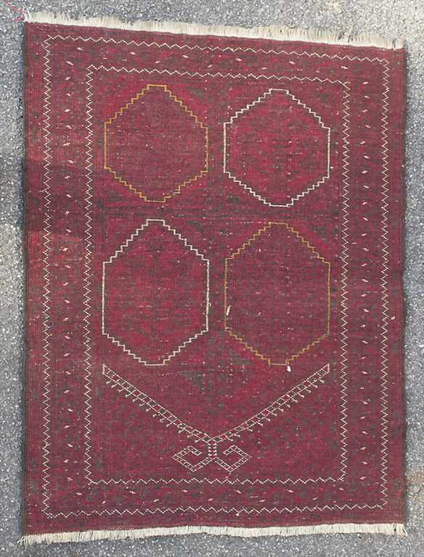 Orientteppich / An oriental carpet - Bild 3 aus 4