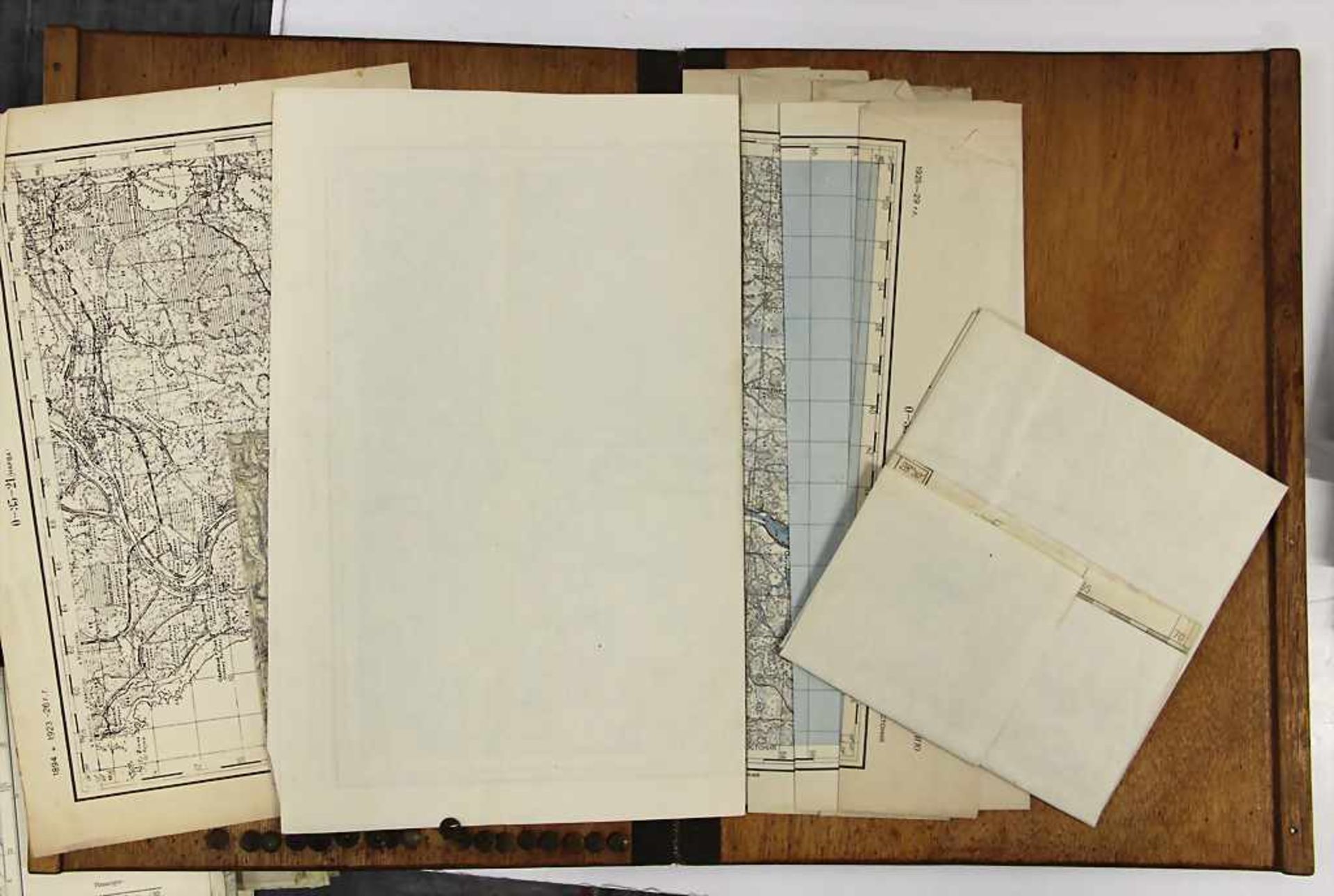 Sammlung Landkarten und Manöverkarten / A collection of maps and maneuver maps, 1895 - 1950 - Image 6 of 6