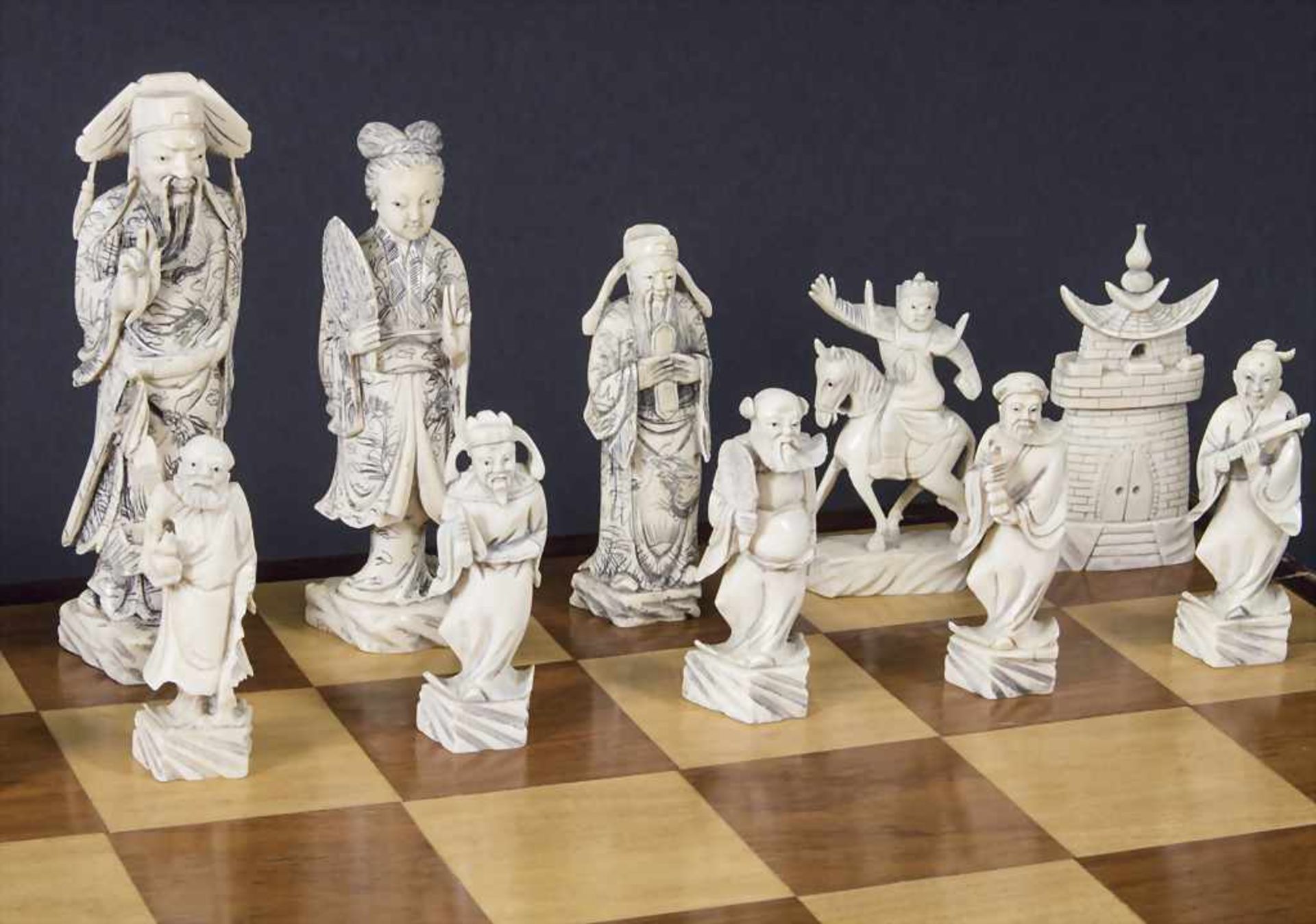 Elfenbein-Schachspiel / An ivory chess game, China, um 1920 - Image 2 of 33