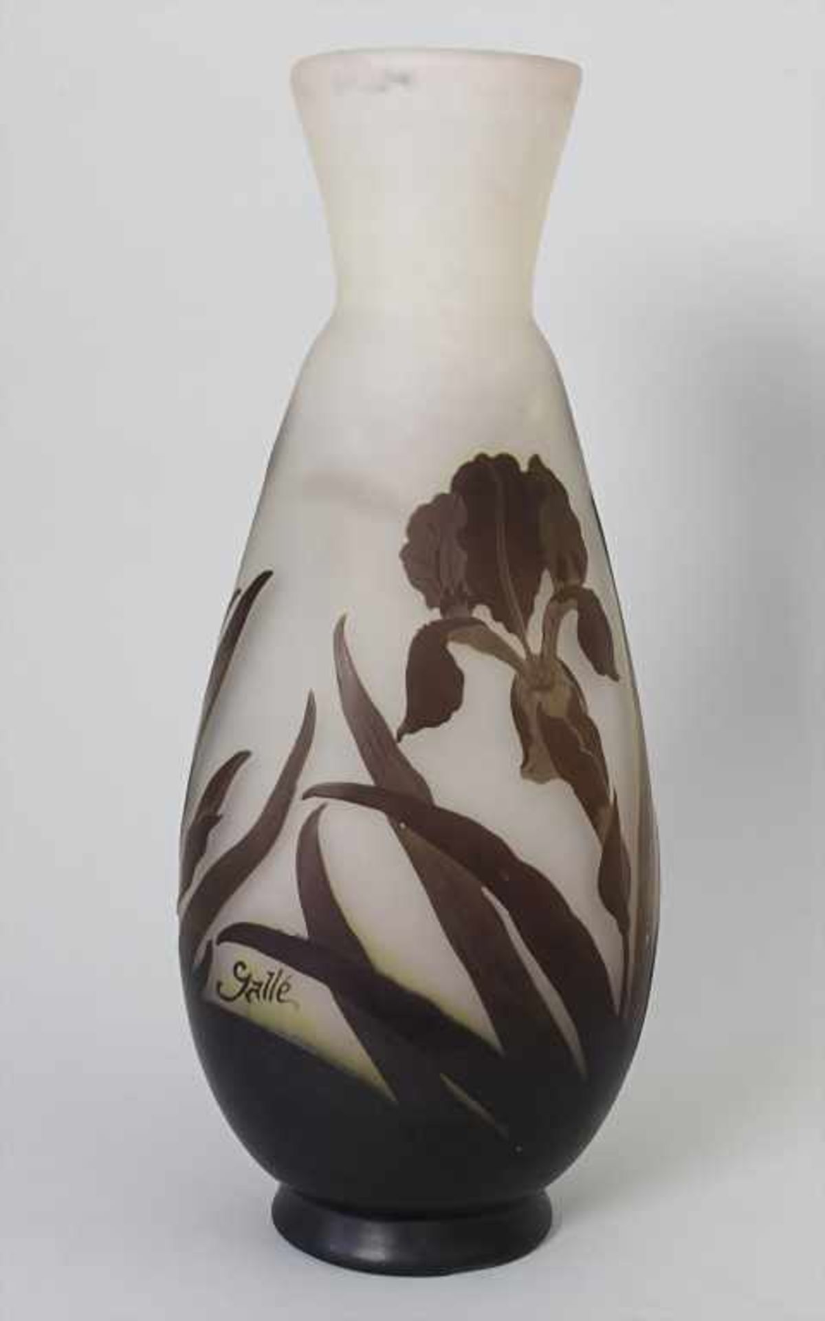 Große Jugendstil Vase mit Iris / An Art Nouveau large vase with iris, Emile Gallé, Ecole de Nancy, - Image 3 of 10