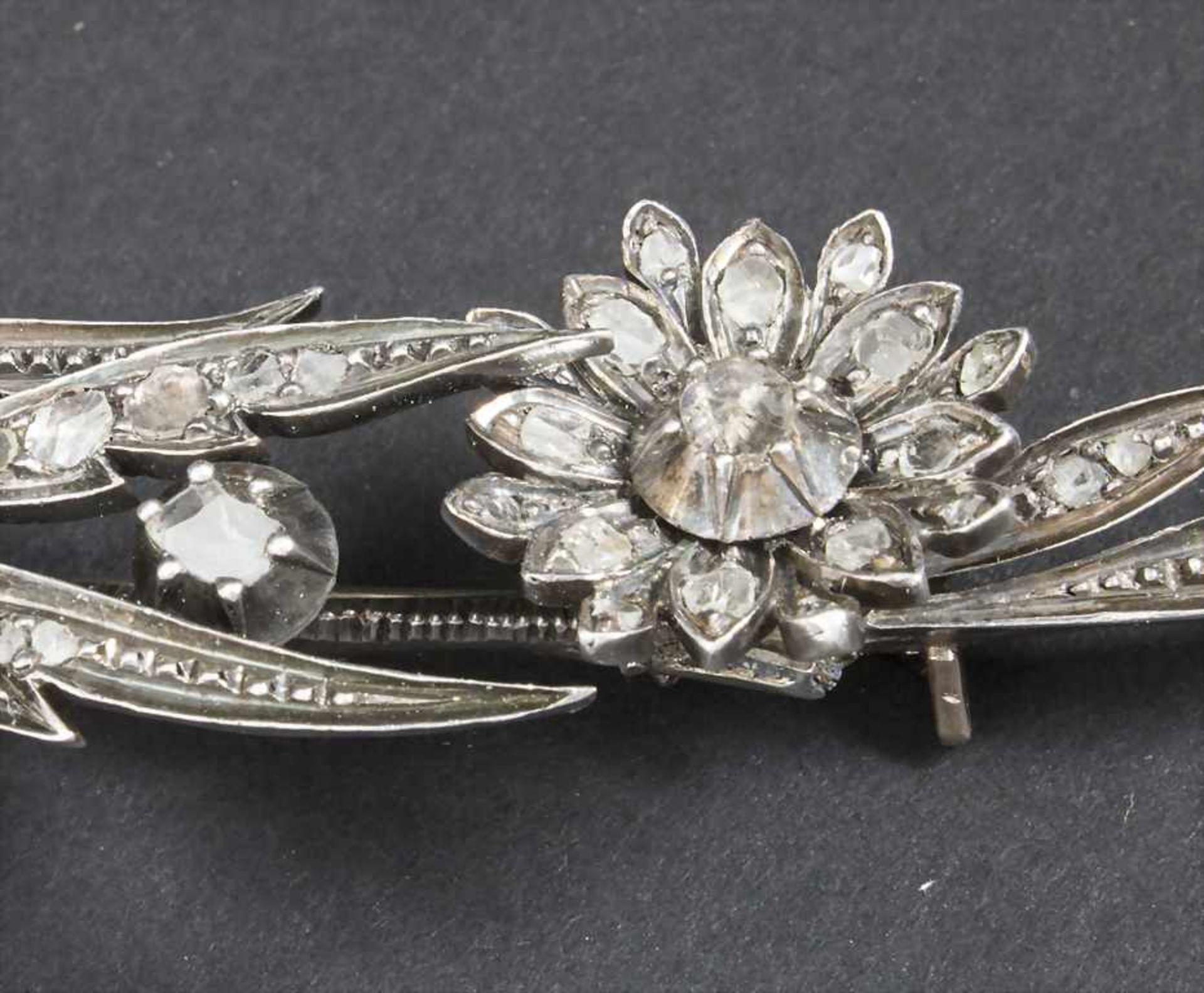 Silberbosche mit Diamanten / A silver brooch with diamonds, 19. Jh. - Bild 5 aus 5