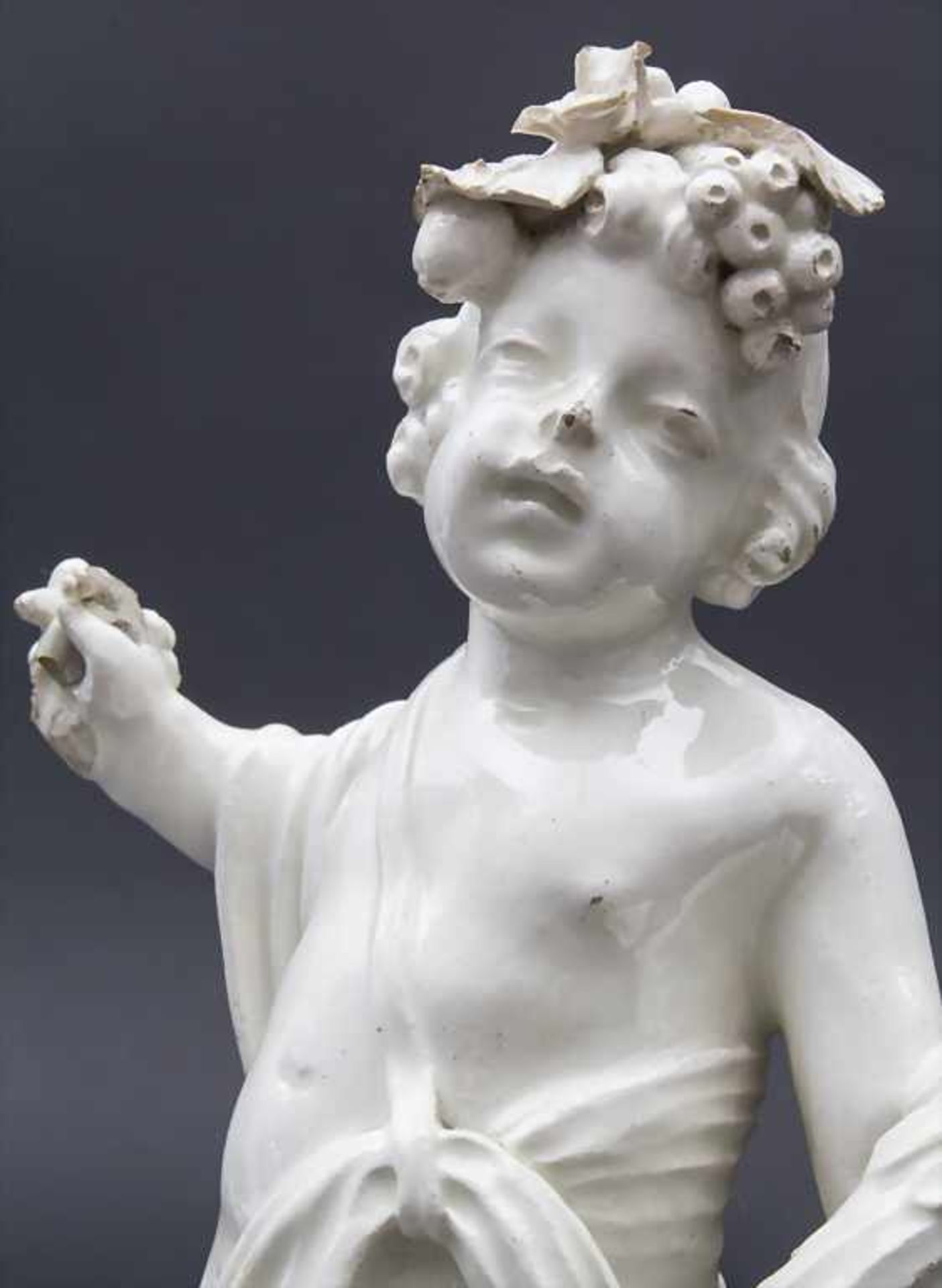 Frühe Fayence-Figur 'Allegorie des Sommers' / An early faience allegorical figurine of 'the Summer', - Image 8 of 8