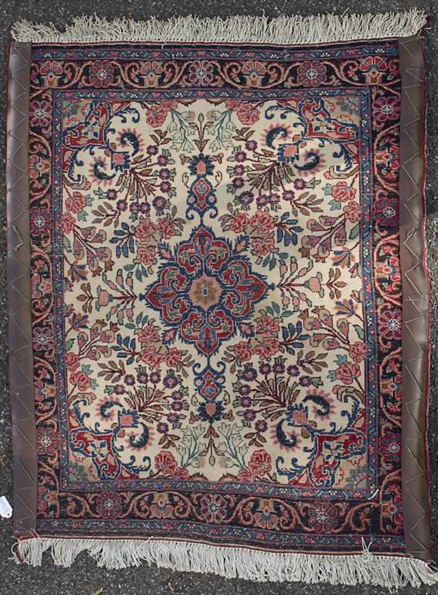 Orientteppich / An oriental carpet - Bild 3 aus 4