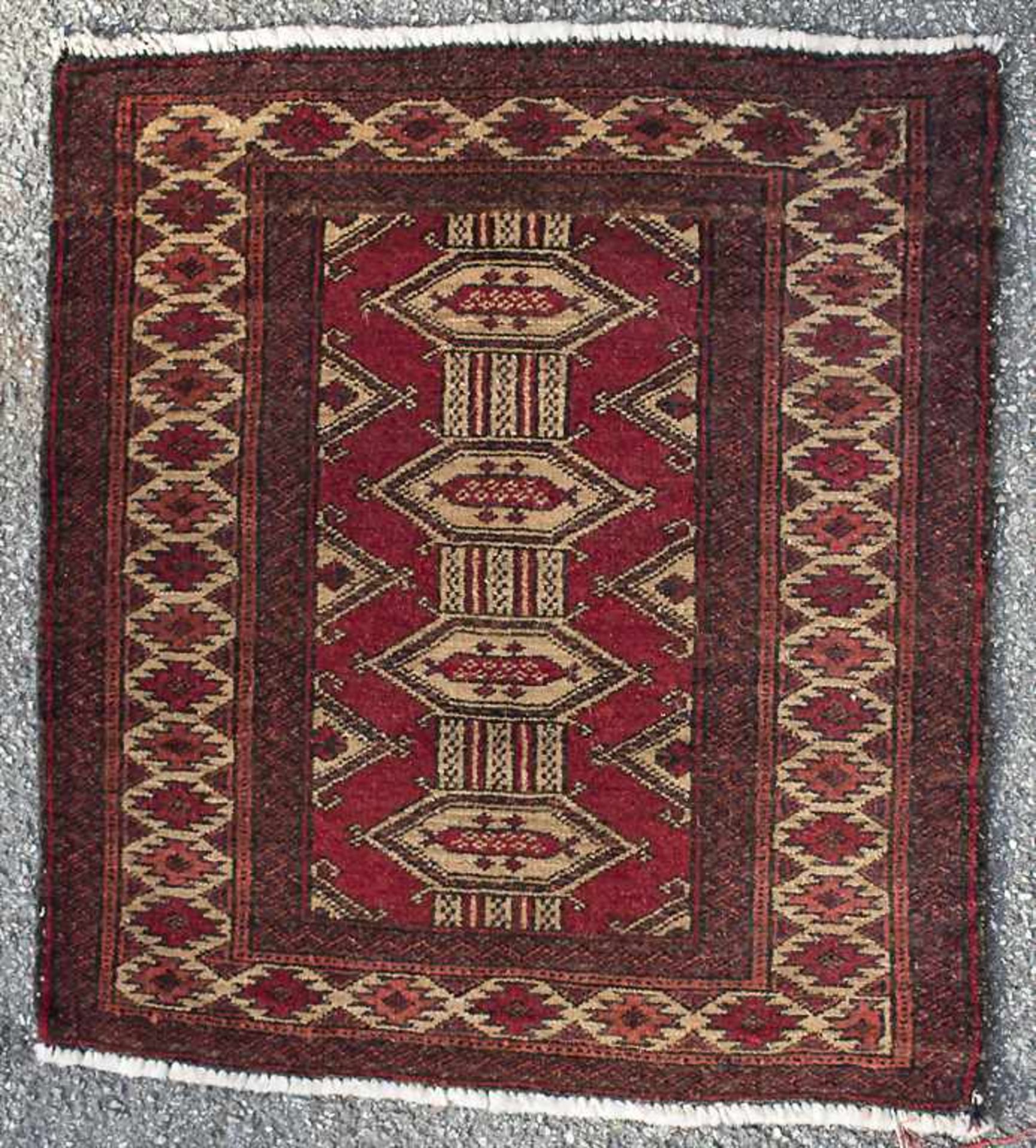 Orientteppich / An oriental carpet, Belutsch