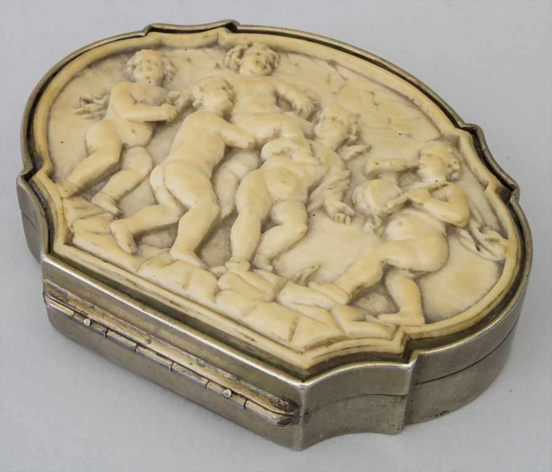 Tabatiere / A silver and ivory snuff box, 18. Jh.