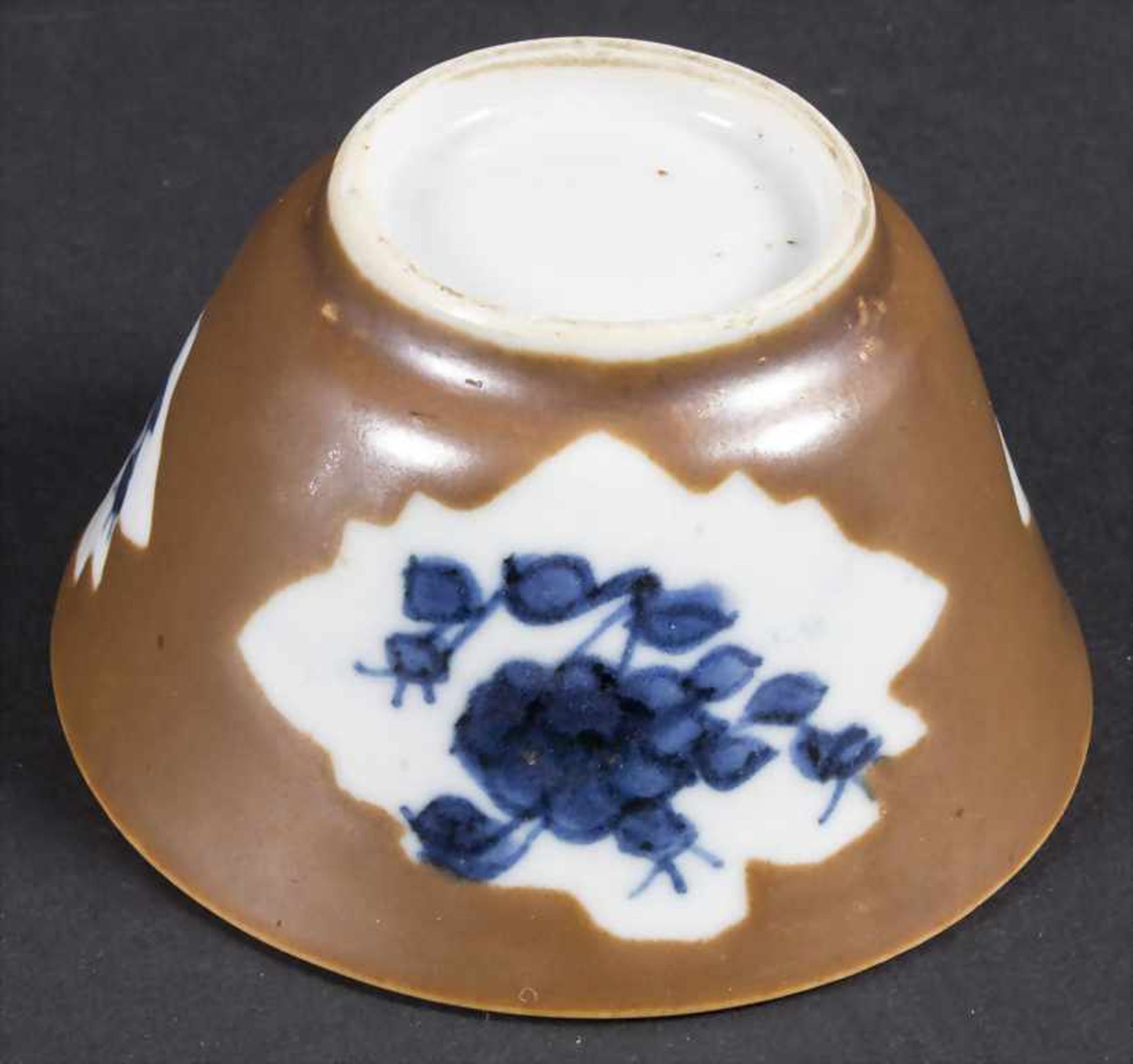 Kumme mit Unterteller / A bowl with plate, China, Qing-Dynastie (1644-1911), wohl 18.Jh. (Kangxi- - Image 7 of 7