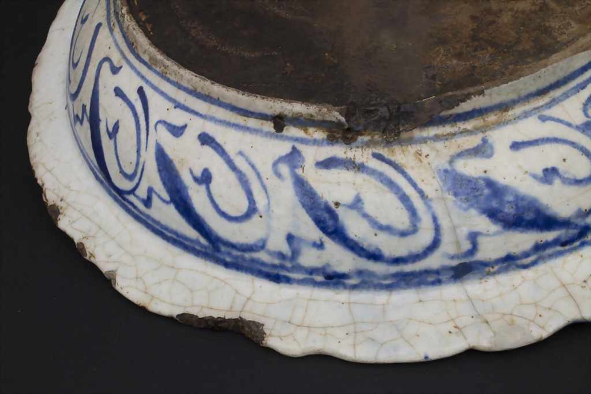Fayence Schüssel / A faience bowl, osmanisch / Ottoman, 16.-17. Jh. - Image 4 of 4