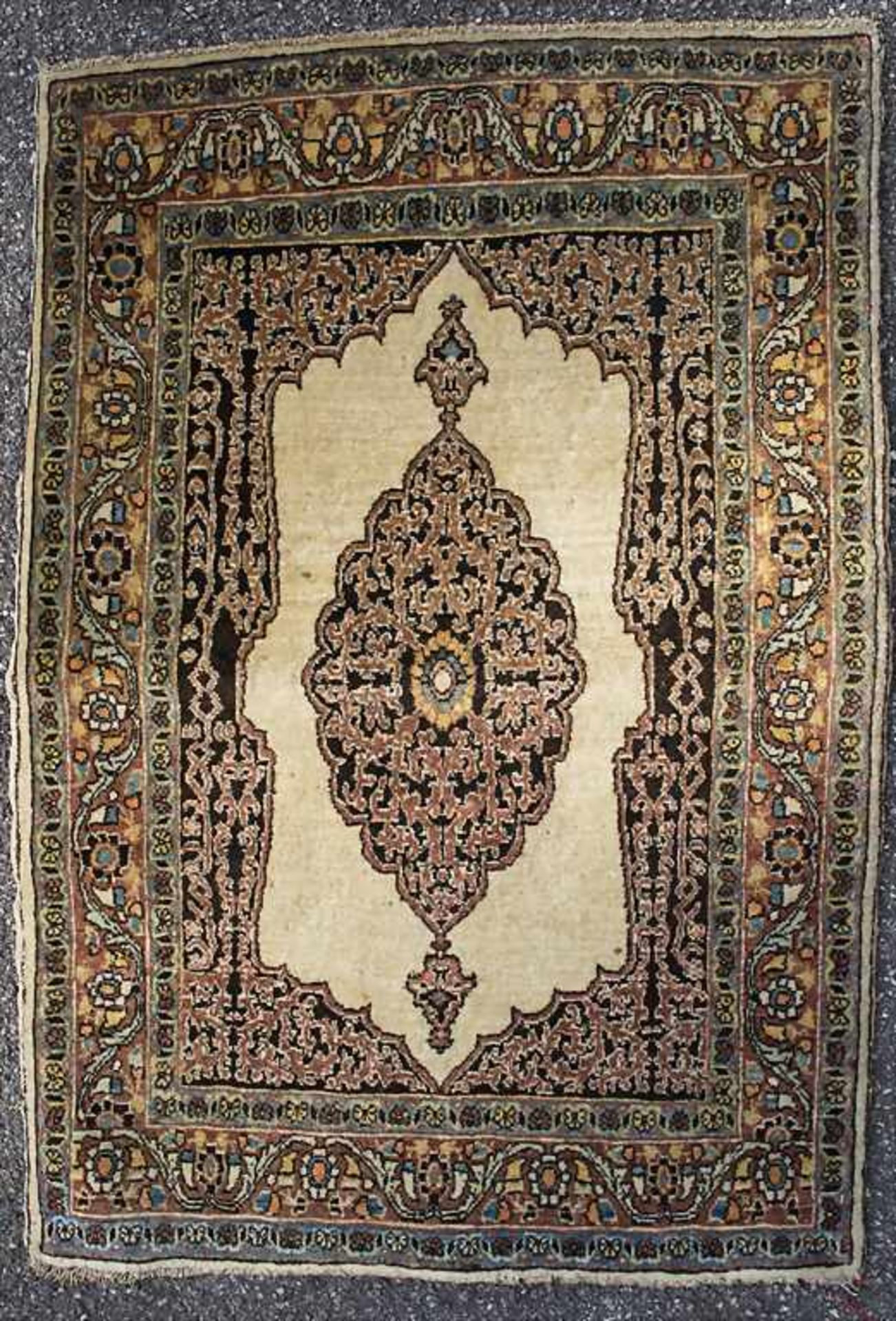 Orientteppich / An oriental carpet, Fabris