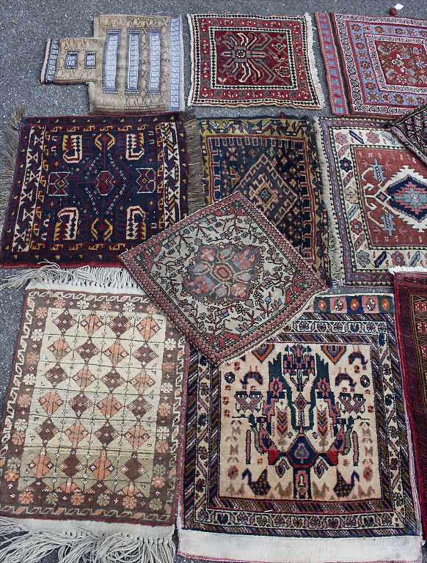 Sammlung 15 Orientteppiche / Zelttaschen / A collection of 15 oriental carpets / tentbags - Bild 3 aus 3