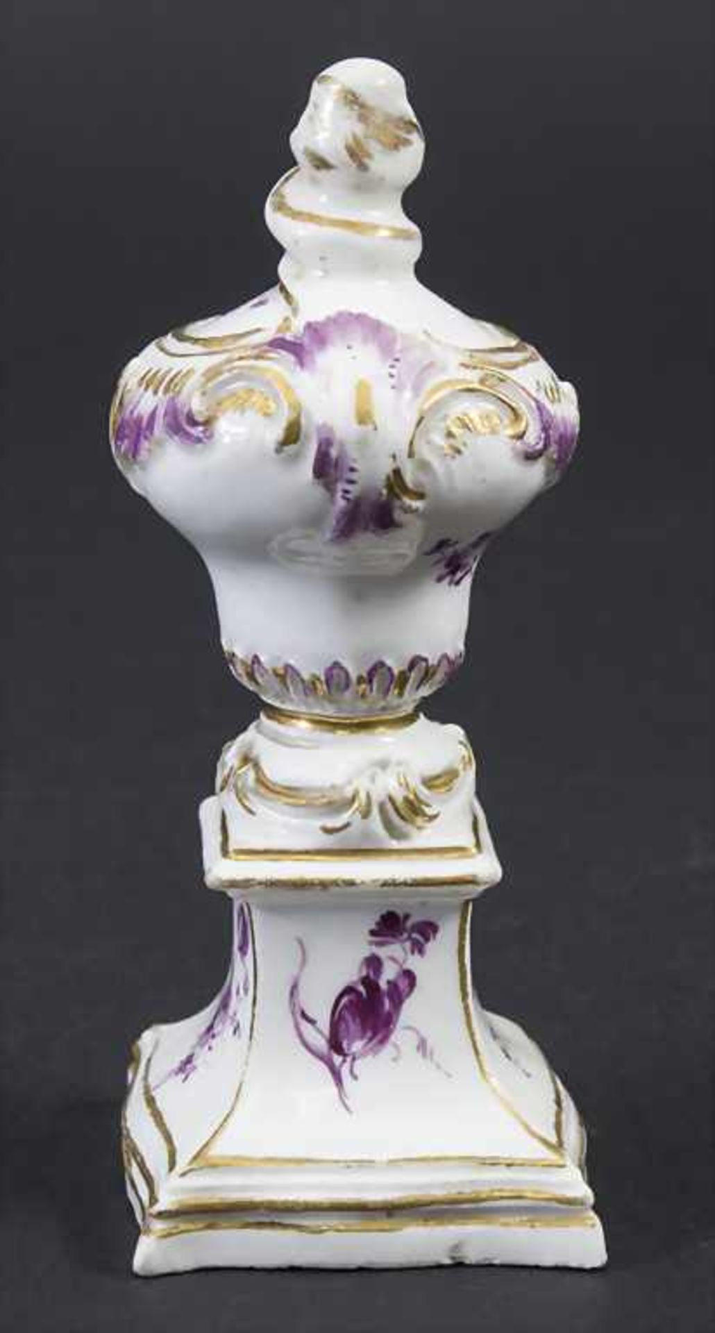 Kleine Tischdekoration / Ziervase / A small decorative vase, Höchst, um 1760 - Image 3 of 7