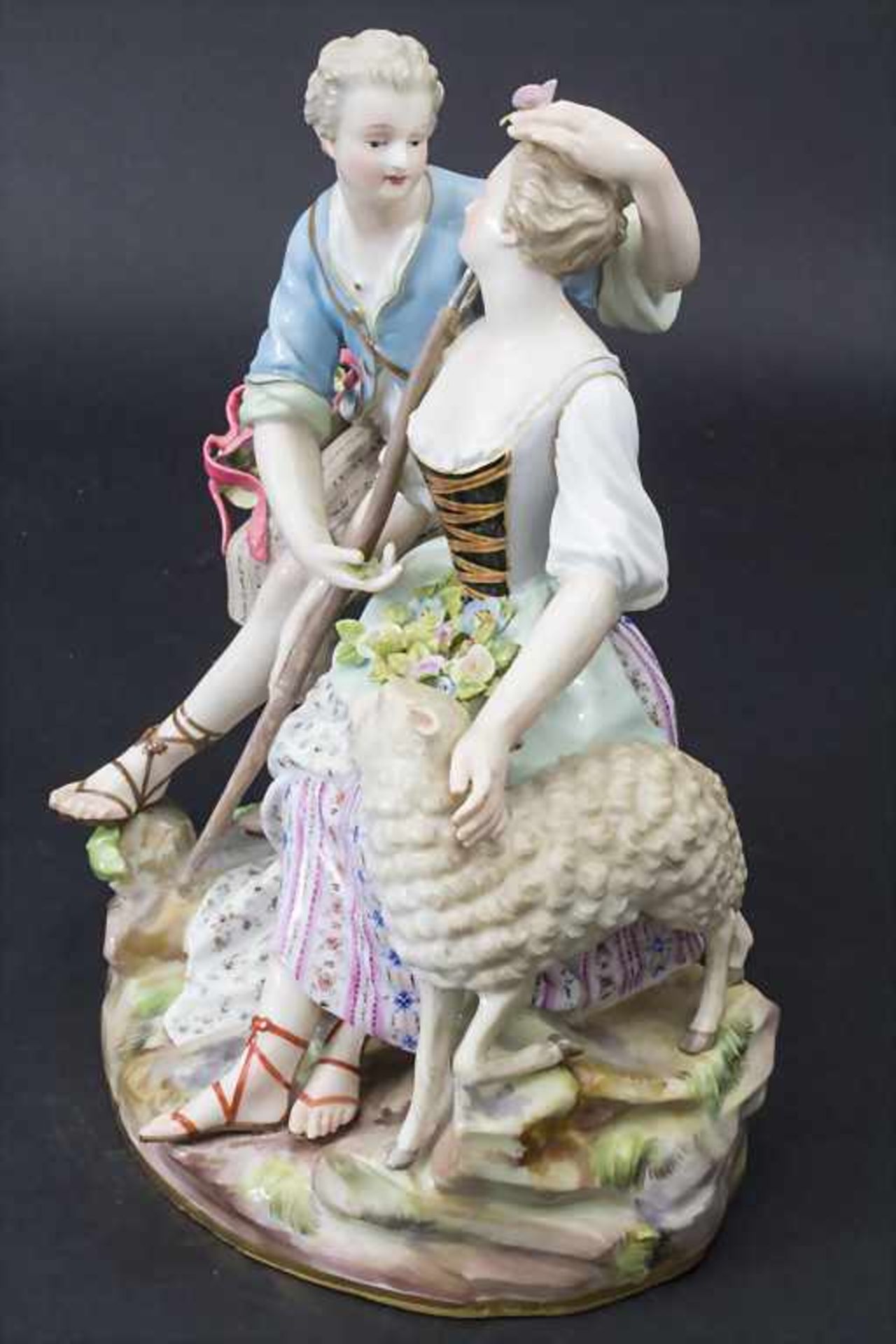 Schäfergruppe / A figural group with a shepherd and a shepherdess, Meissen, 19. Jh. - Bild 2 aus 10