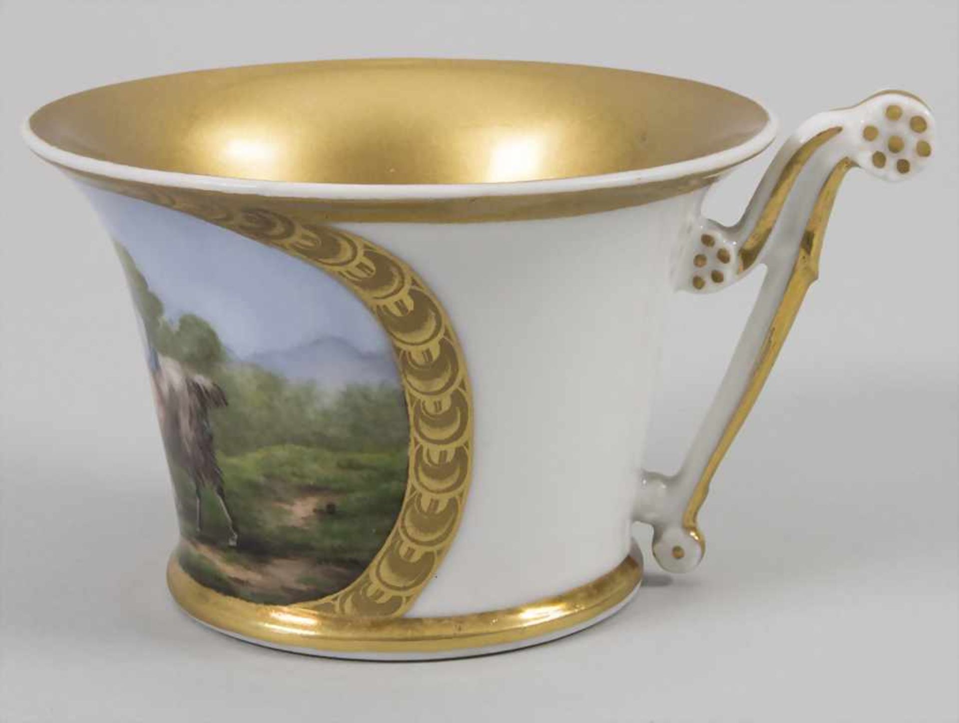 Tasse mit mythologischer Darstellung / A cup with a mythological scene, 1. Hälfte 19. Jh. - Bild 4 aus 9