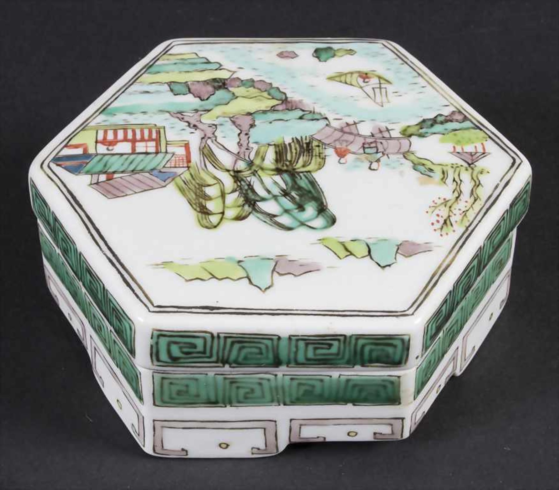 Porzellan-Deckeldose / A porcelain lidded box, China, Qing-Dynastie, wohl 18. Jh. - Bild 2 aus 5