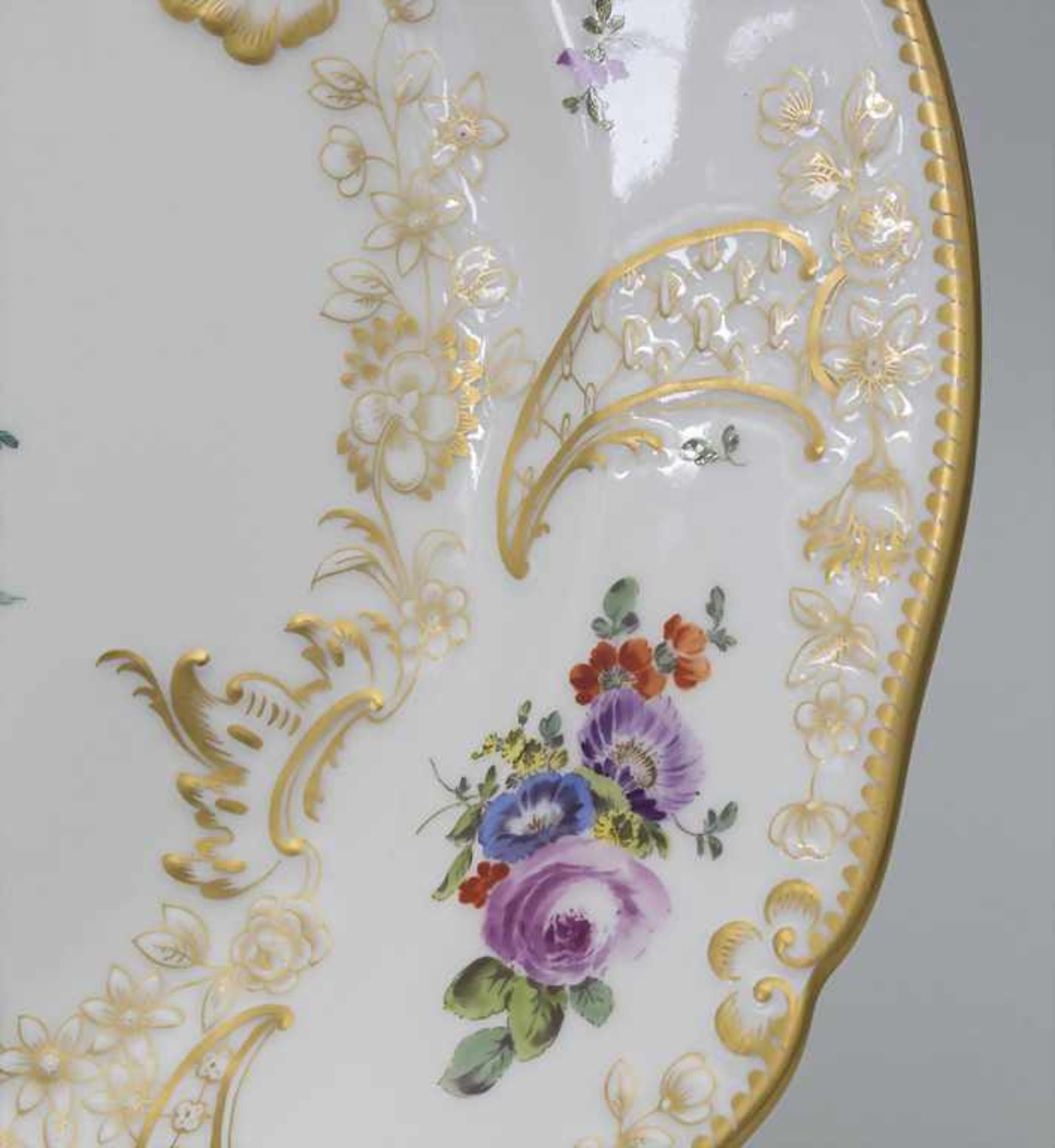 Große Prunkplatte / A large serving platter, Meissen, 20. Jh. - Image 3 of 5