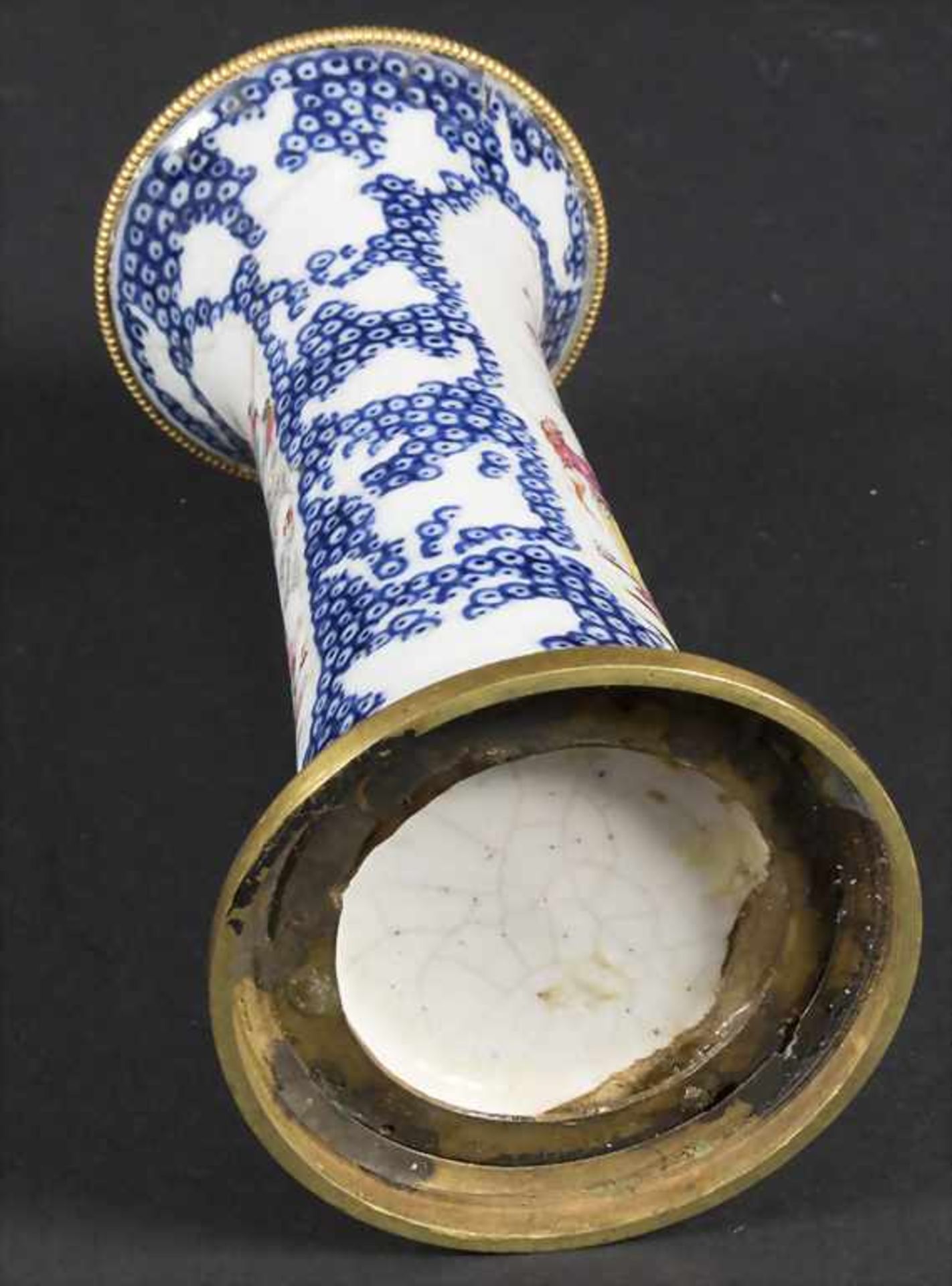 Ziervase / A decorative porcelain vase, China, Qing Dynastie (1644-1911), 18. Jh. - Image 6 of 9