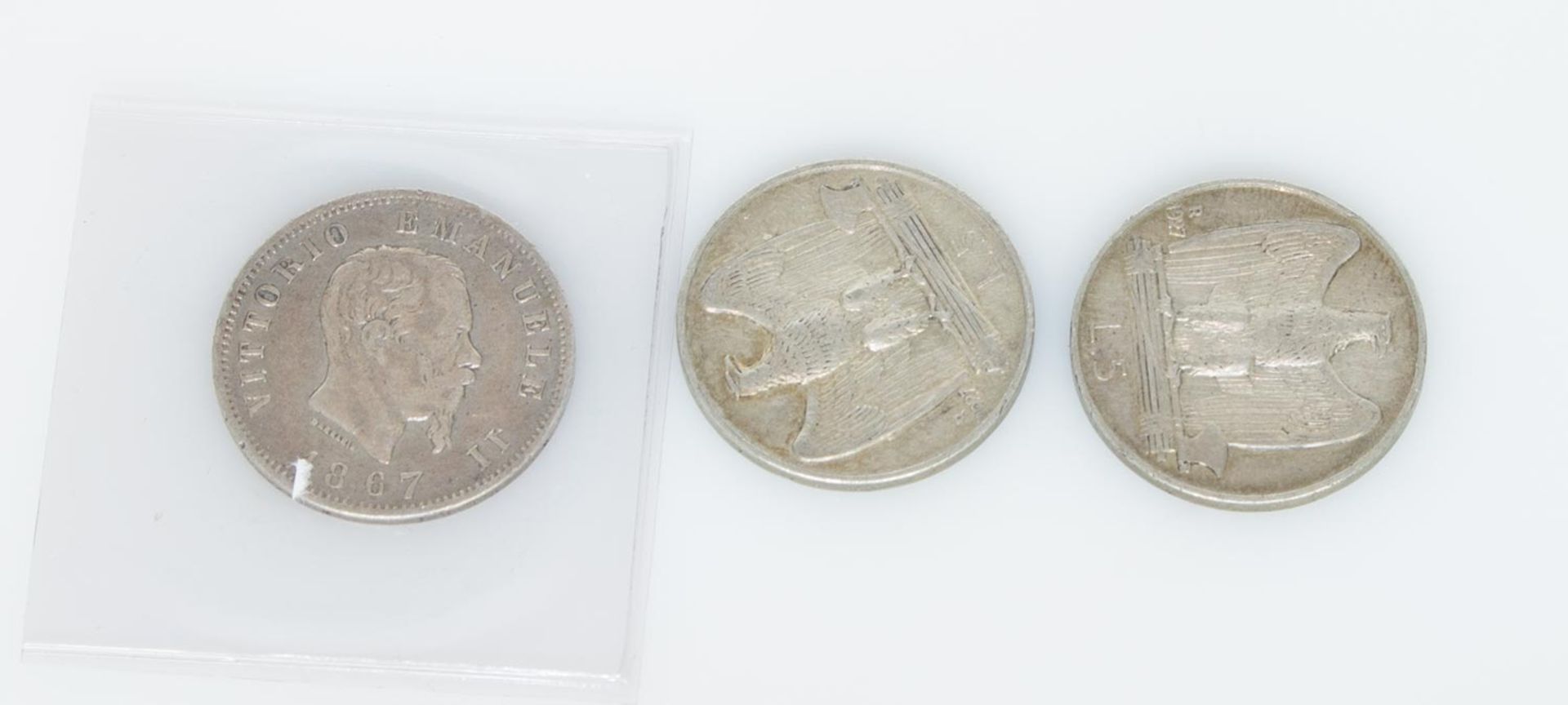 Lot KleinmünzenItalien, 1 Lira 1867 M, 2 x 5 Lira 1927 R, alle Silber, ss-fvz