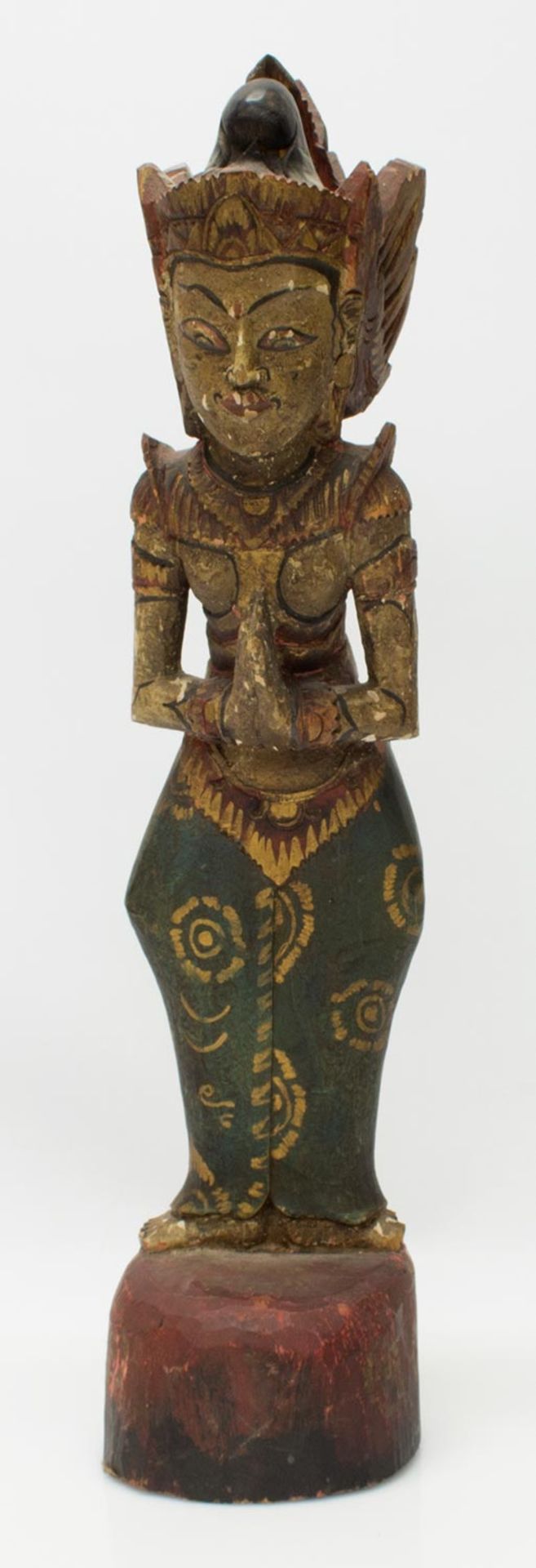 Indische Gottheitwohl Indien 1. Hälfte 20. Jh., Holz gewschnitzt, farbig gefaßt, H. 46 cm