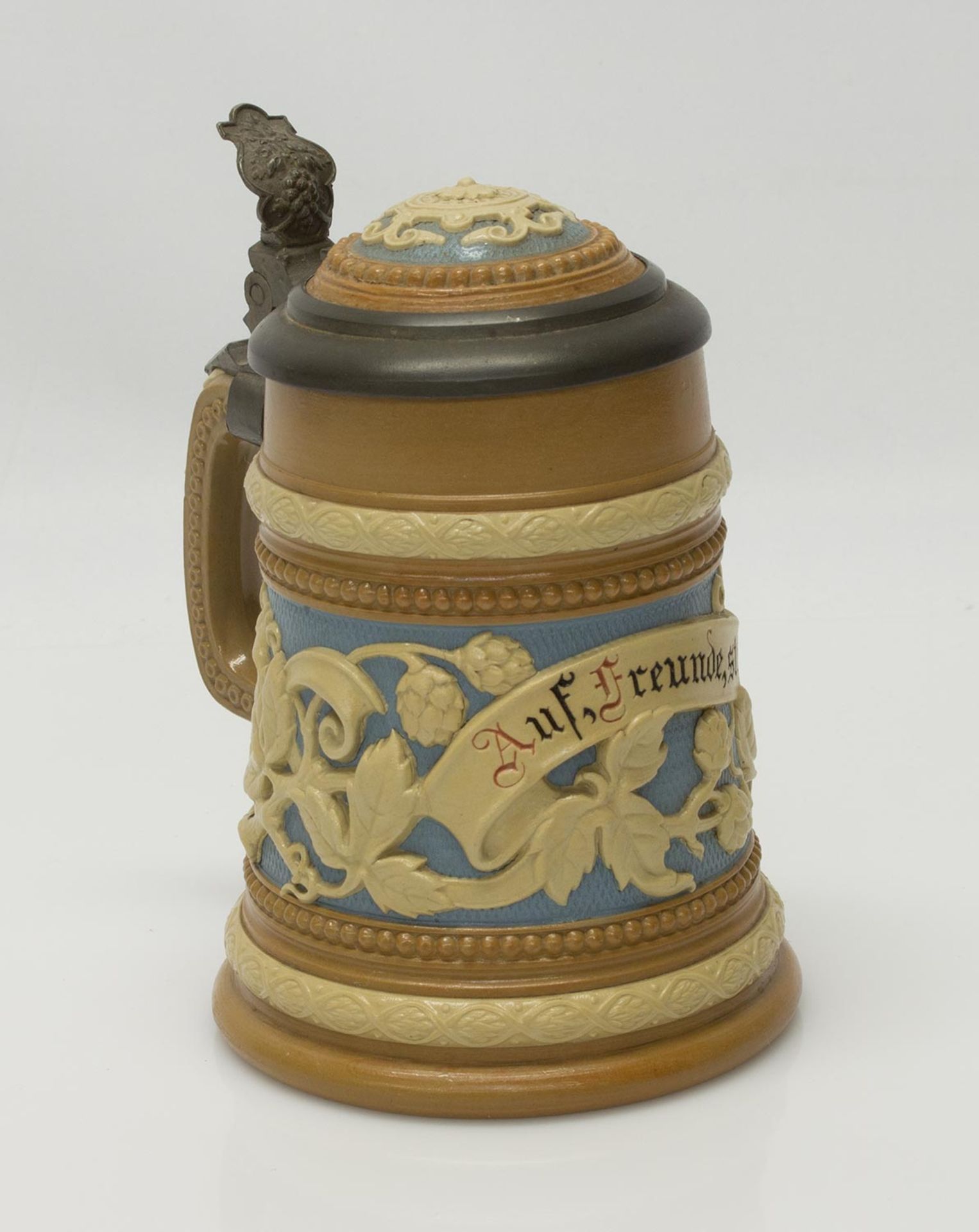 BierseidelVilleroy & Boch Mettlach, 1/4 Liter, Fayence, geschnitten u. aufgelegt,