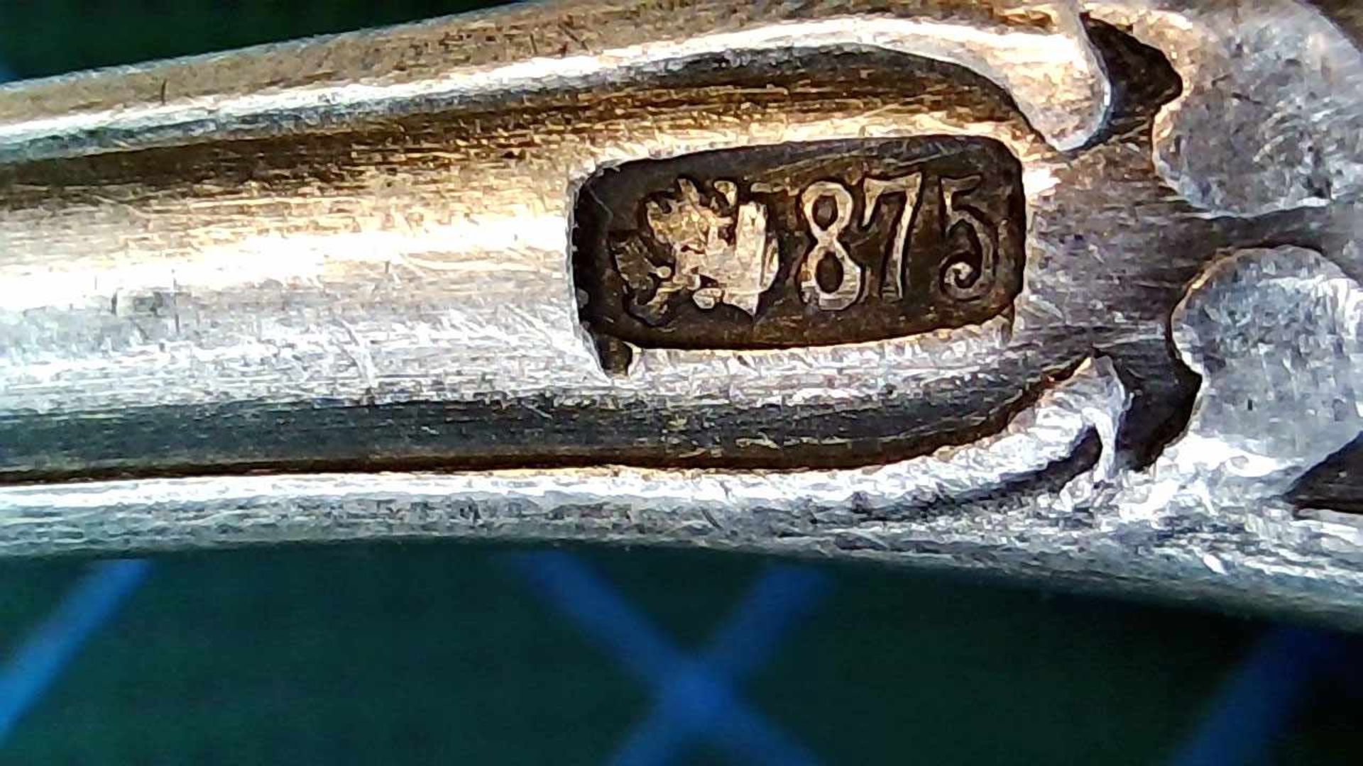 Gemüselöffelwohl Estland/ Lettland, 875er Silber mit Meistermarke, floraler Dekor, verschlungenes - Image 2 of 2