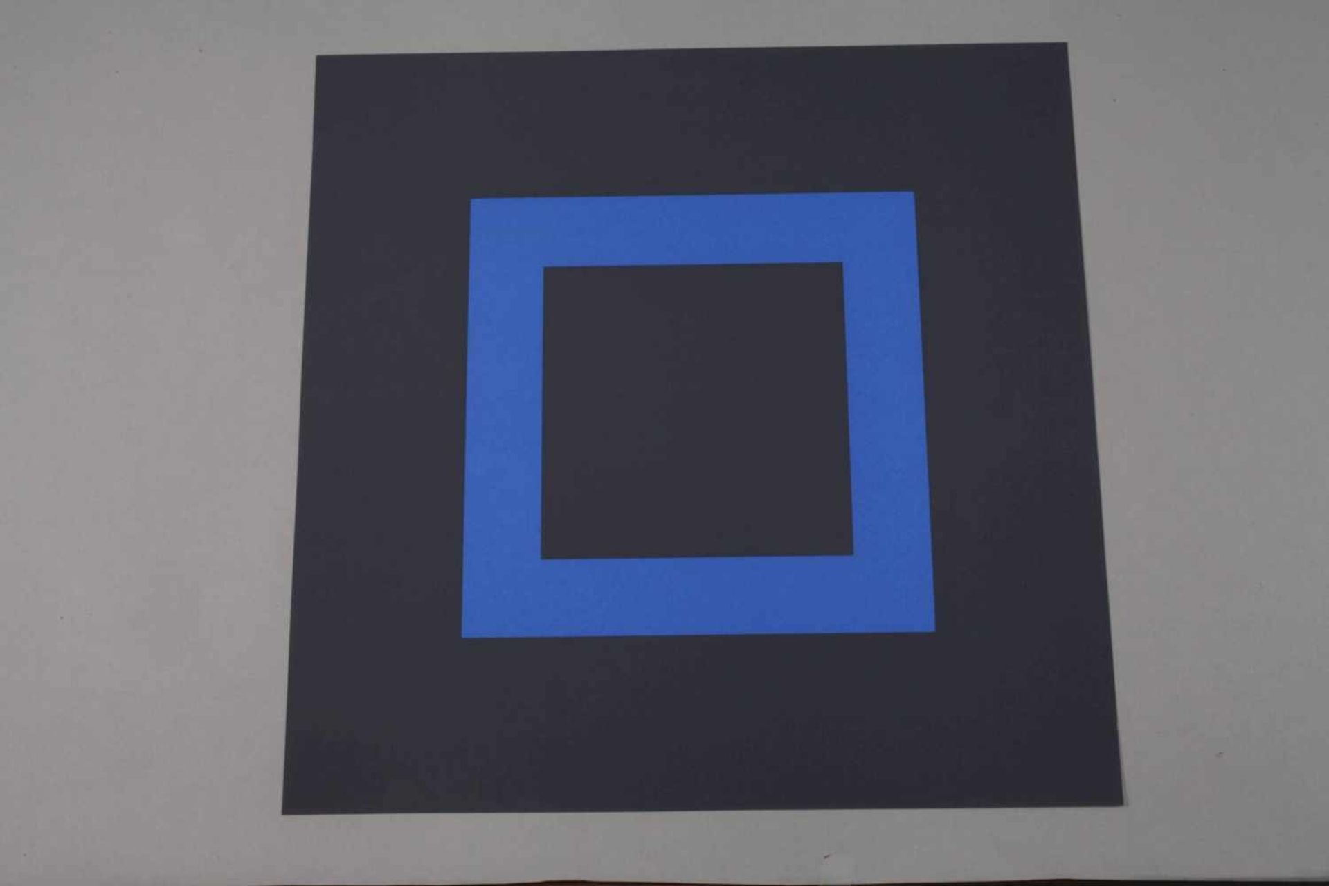 Aurélie Nemourrs, Blaues Quadrat< - Bild 2 aus 3