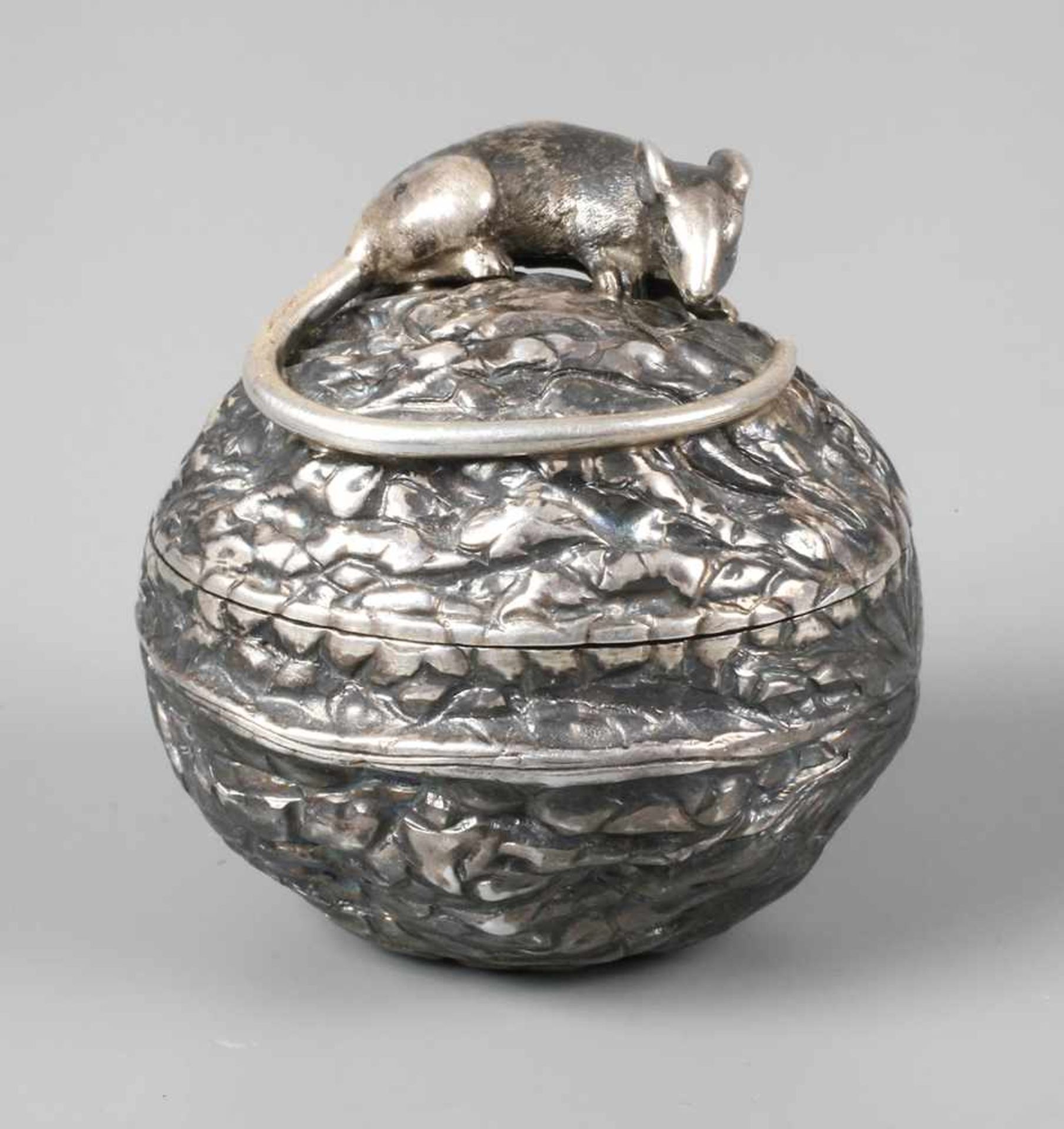 Silber Pillendöschen Georg Adam Scheidum 1900, gemarkt G.A.S. mit Dianakopf sowie Halbmond, Krone,