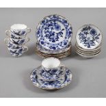 Meissen sechs Gedecke ZwiebelmusterSchmierzeit, Mitte 19. Jh., blaue Schwertermarken, verschiedene